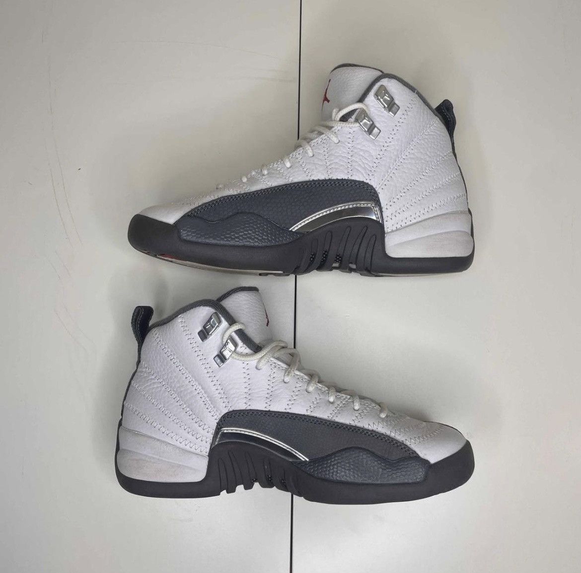 Jordan Brand AIR JORDAN 12 RETRO BG 'DARK GREY' Size US 5 / EU 37 - 3 Thumbnail