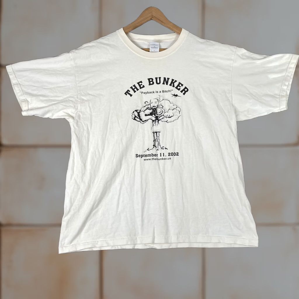 Gildan VINTAGE The Bunker Shirt XL White Payback is a Bitch Y2K 9/11 Mens Size US XL / EU 56 / 4 - 1 Thumbnail