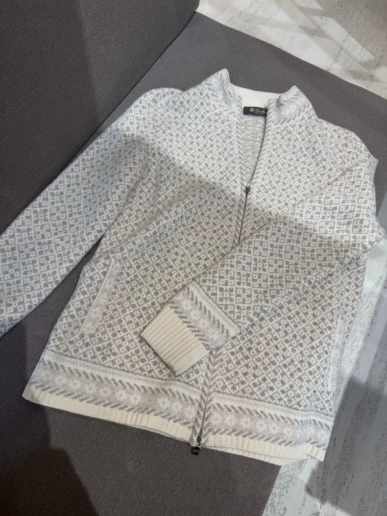 Loro Piana LORO PIANA Snowflake cashmere cardigan Size M / US 6-8 / IT 42-44 - 1 Thumbnail