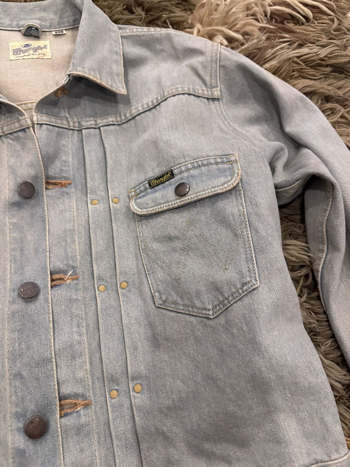 Wrangler Wrangler 11MJ Light Indigo Denim Jacket, Shade Timeless Cool Size US S / EU 44-46 / 1 - 3 Thumbnail