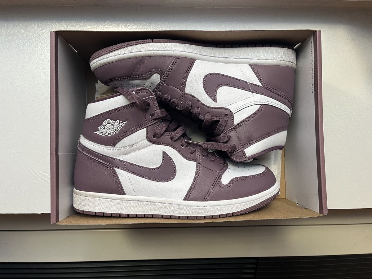 Jordan Brand × Nike Jordan 1 Retro High Mauve Size US 8 / EU 41 - 1 Thumbnail