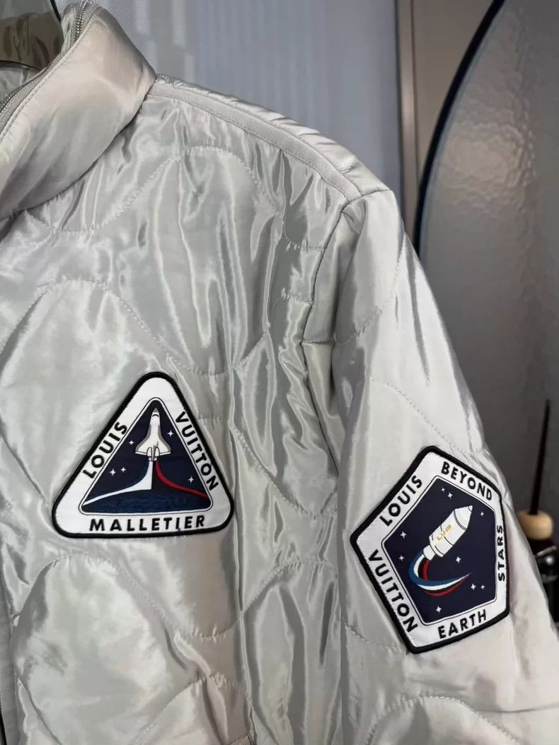 Louis Vuitton louis vuitton Silver Astronaut Cotton jacket 2501-Nextarro Size US M / EU 48-50 / 2 - 2 Thumbnail