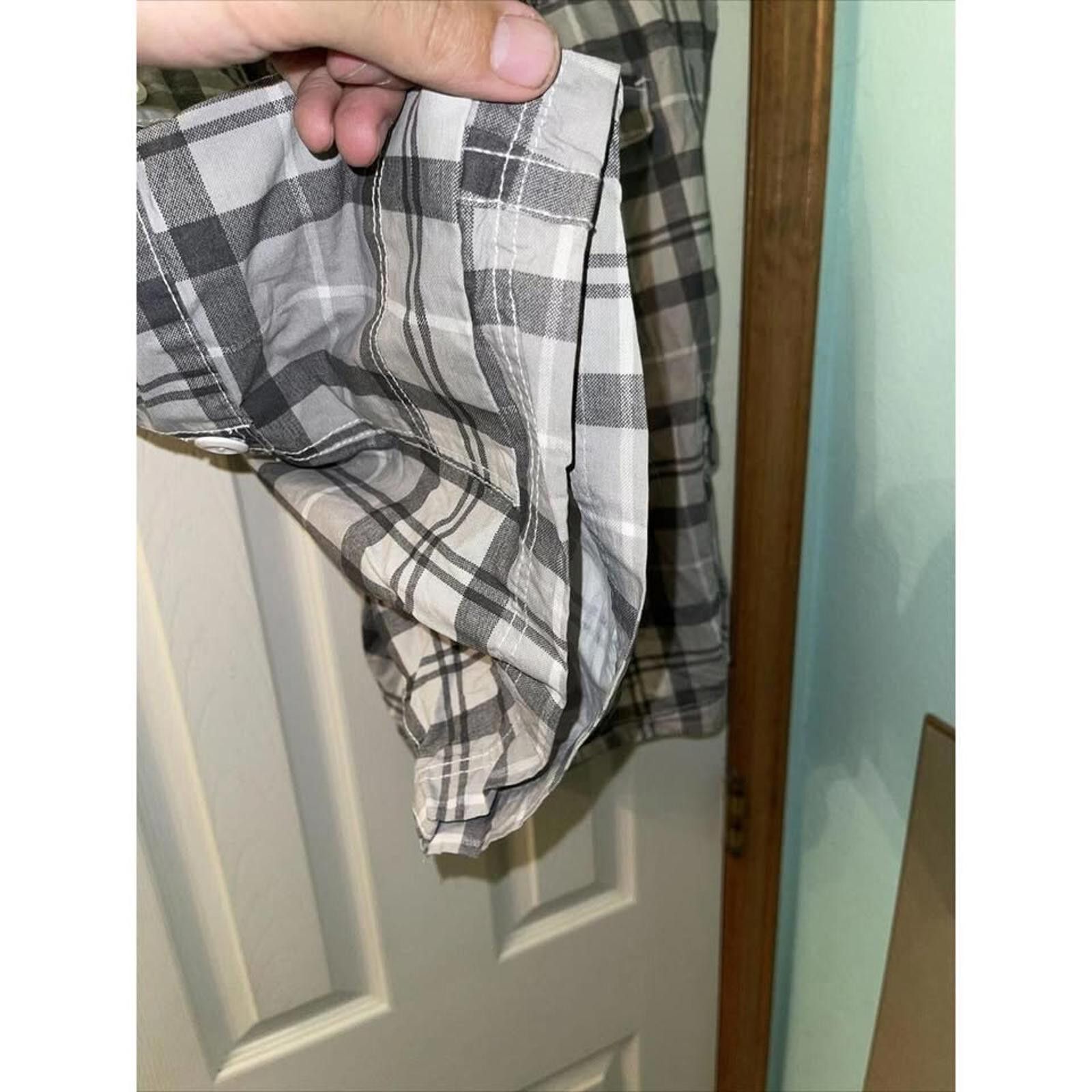 Other Men's Plaid Cargo Shorts - Gray & Black Size US 32 / EU 48 - 6 Thumbnail