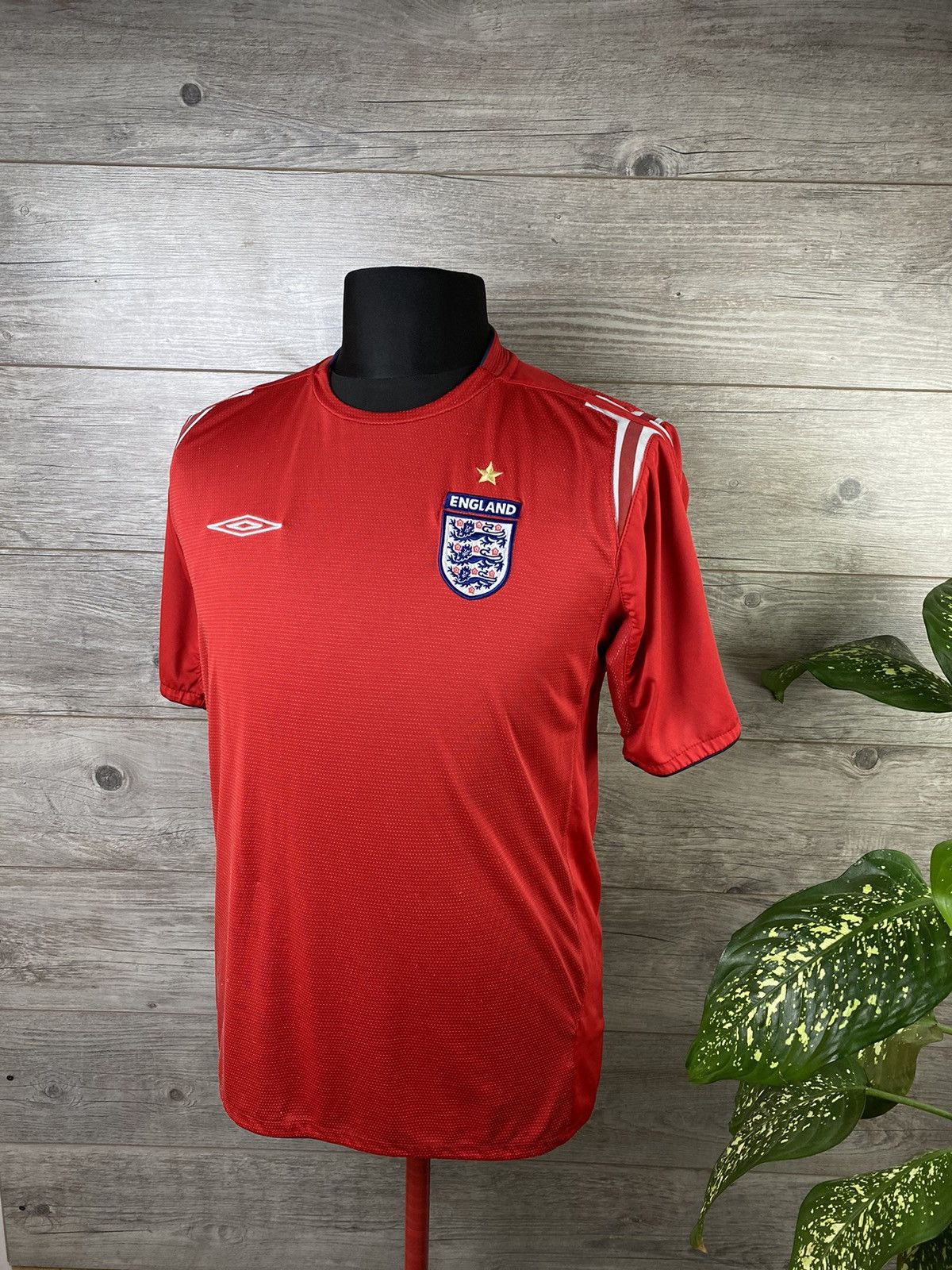 Umbro × Vintage Vintage England 🏴󠁧󠁢󠁥󠁮󠁧󠁿 Soccer Jersey Size L Size US L / EU 52-54 / 3 - 2 Thumbnail