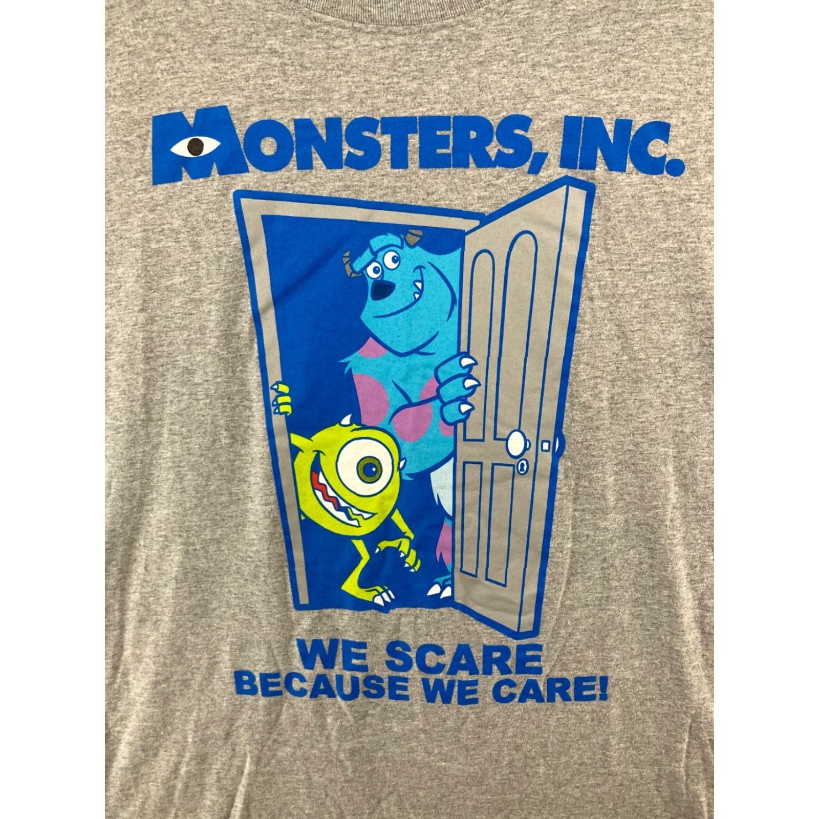 Disney Pixar Monsters Inc TShirt Mens XL Gray Crew Neck Cotton Blend Short Sleeve Graphic Print - 650 Size US XL / EU 56 / 4 - 2 Thumbnail