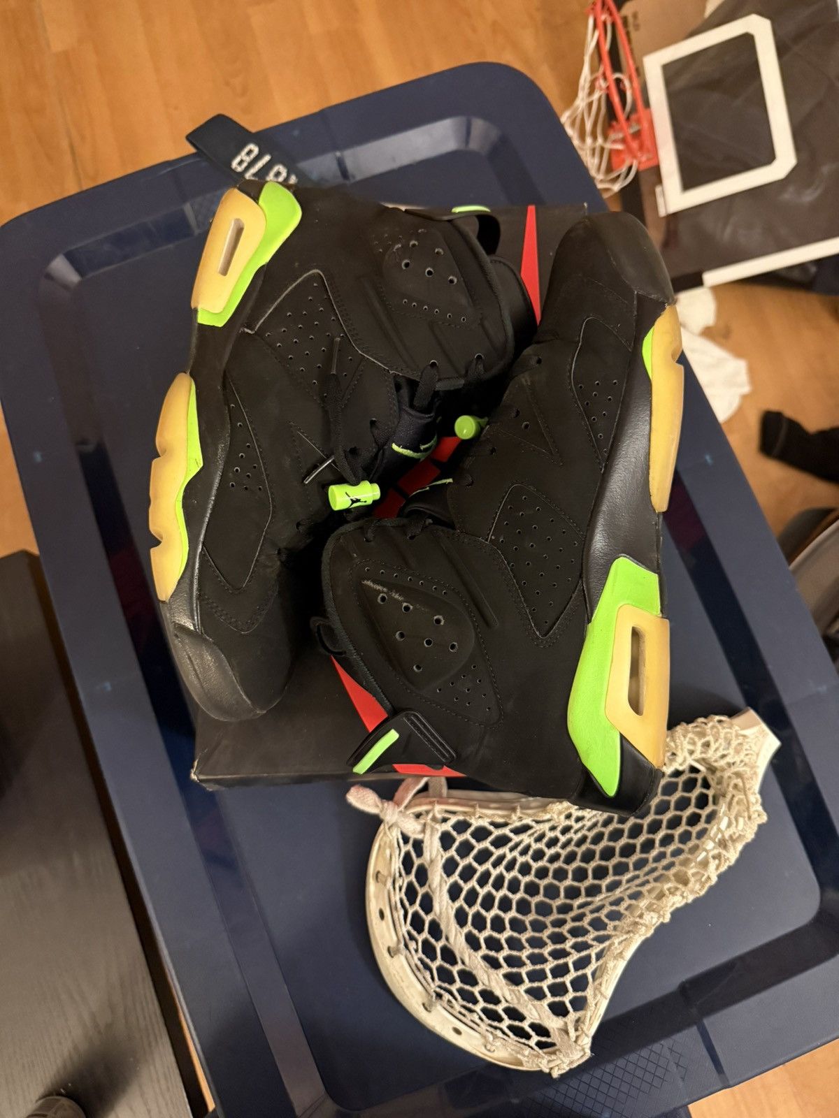 Jordan Brand Jordan 6 Electric Green Size US 10.5 / EU 43-44 - 2 Thumbnail
