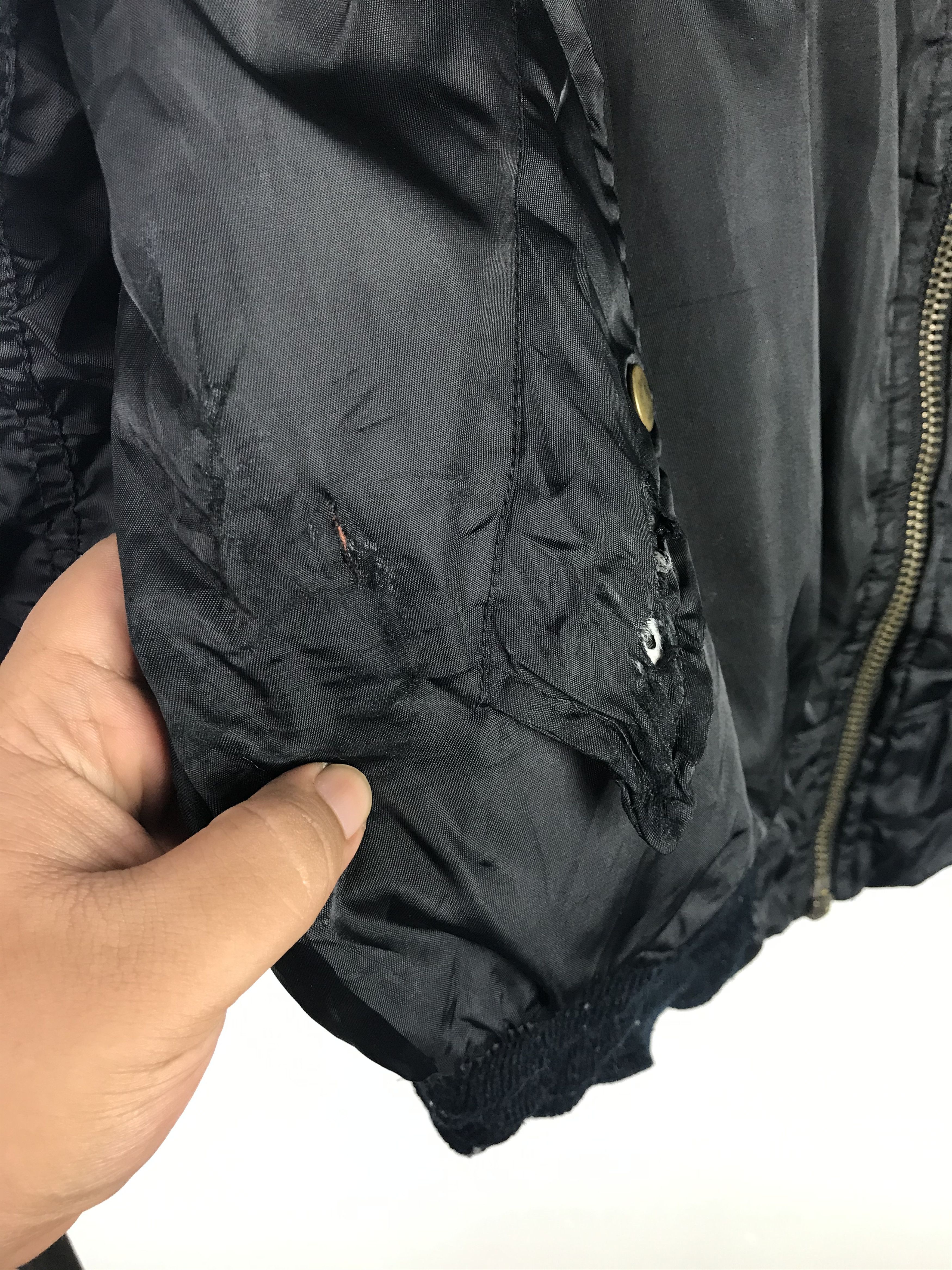 Vintage Vintage Bondage Punks Patches Bomber Jacket Buzz Rickson Size US L / EU 52-54 / 3 - 7 Thumbnail