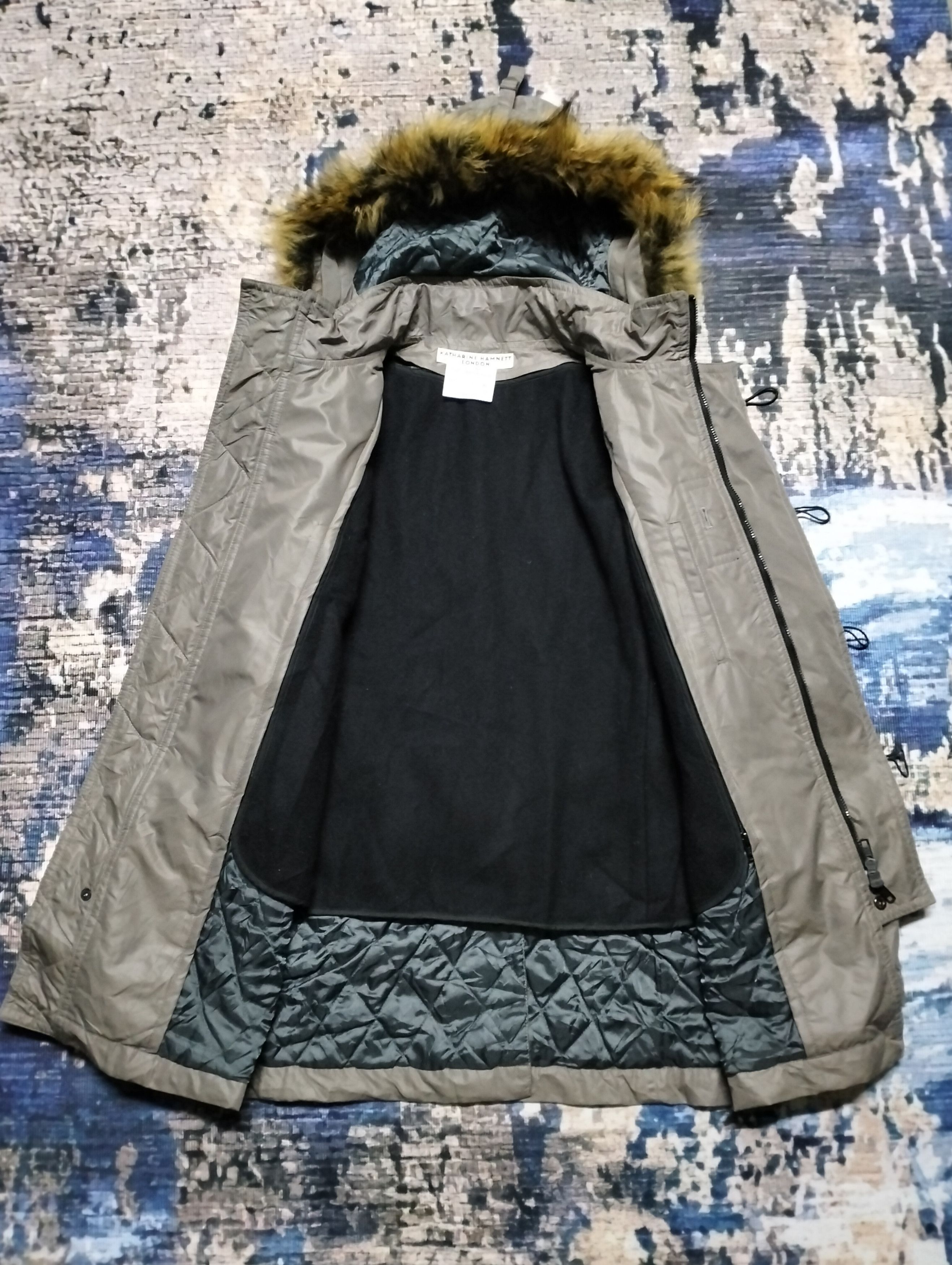 Katharine Hamnett London Katherine Hamnett London Raccoon Fur Down Coat With Hoodie Size US S / EU 44-46 / 1 - 3 Thumbnail