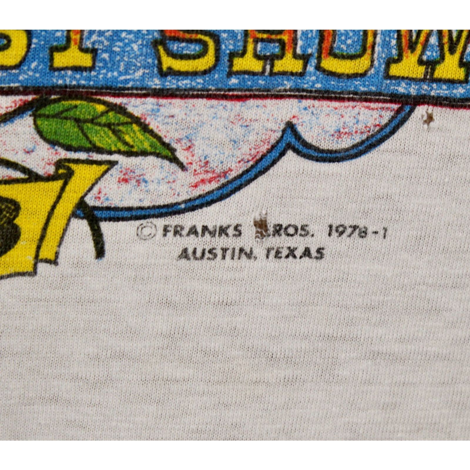 Vintage Willie Nelson T-Shirt 70s VTG White Cotton Graphic Tee XS Mens 1970s Show Wild West Badges Cracking Size US XS / EU 42 / 0 - 6 Thumbnail