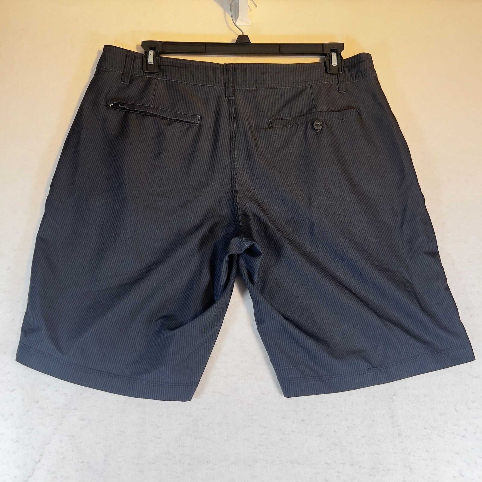 Hang Ten Hang Ten Hybrid Shorts Men W36 Quick Dry Mesh Pockets Size US 36 / EU 52 - 13 Thumbnail