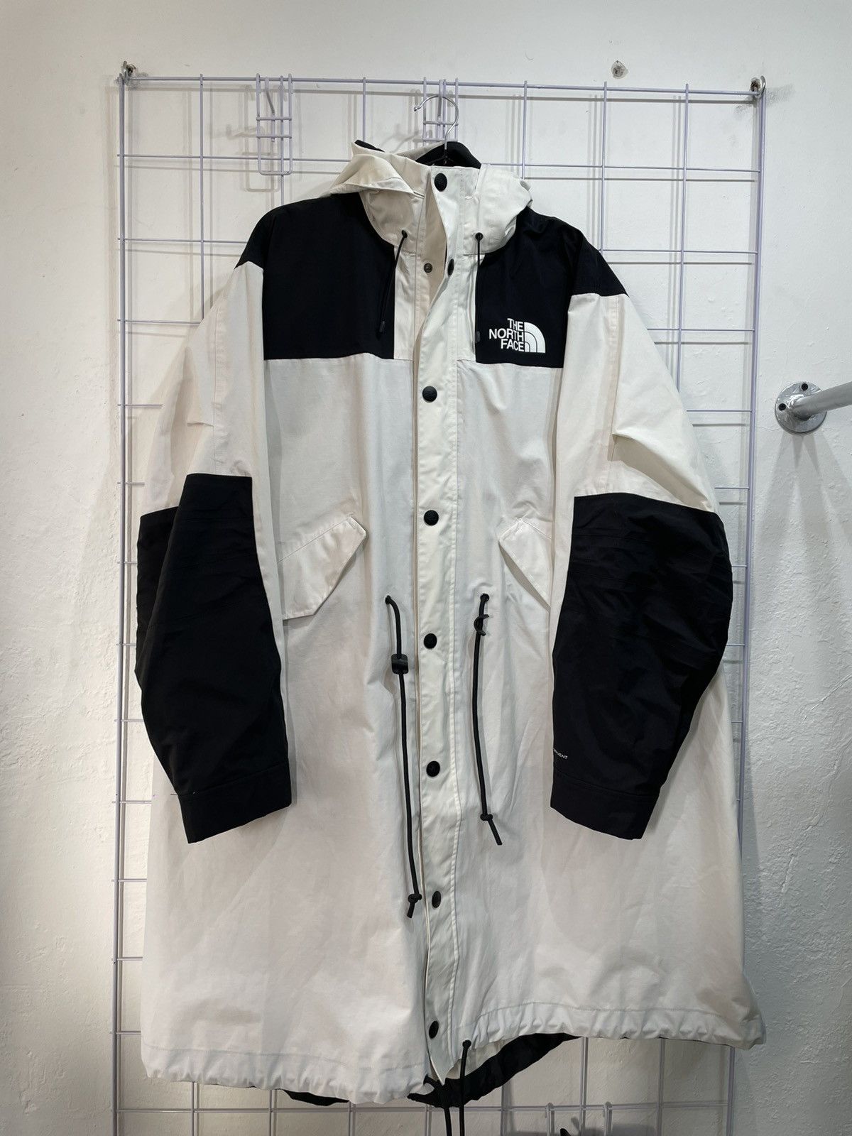 Sacai × The North Face The North Face x Sacai F/W Fishtail Parka