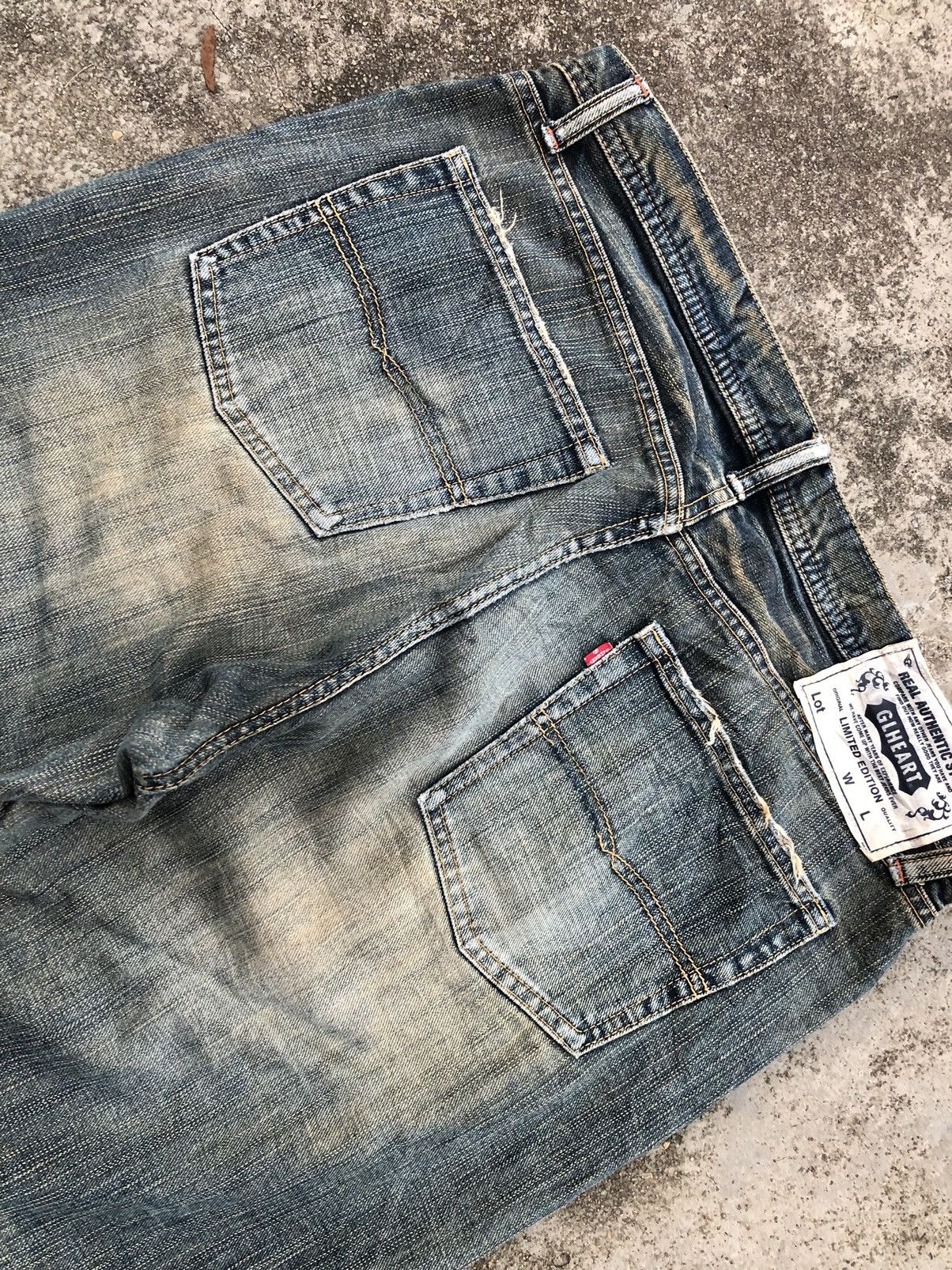 Japanese Brand RUSTY BLUE GL HEART DISTRESSED JEANS Size US 37 - 7 Thumbnail