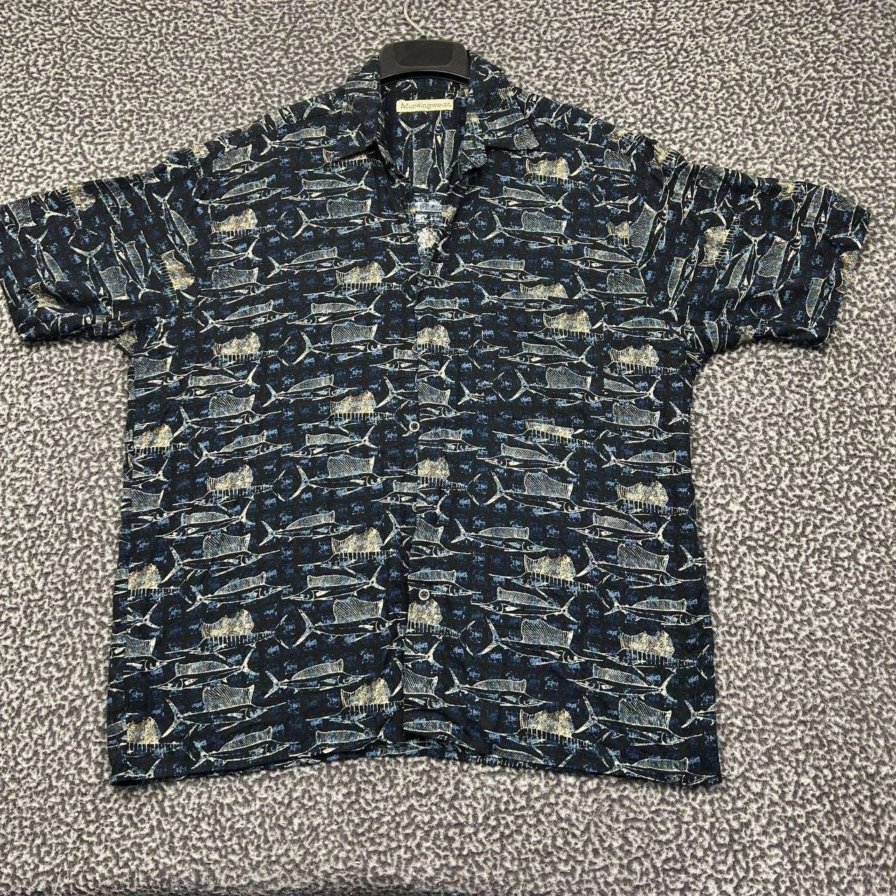 Other Munsingwear Shirt Men Hawaiian Fish Button Up Pocket L Size US L / EU 52-54 / 3 - 1 Thumbnail