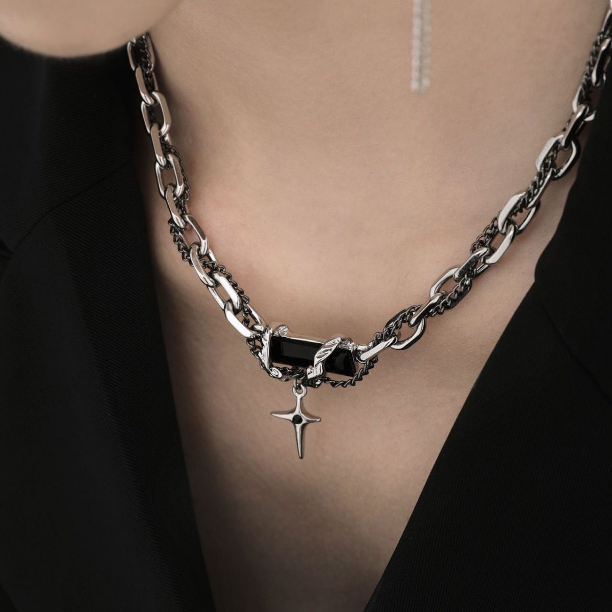 Other New Trend STEAL! Y2K Chains Necklace Chain Size ONE SIZE - 4 Thumbnail