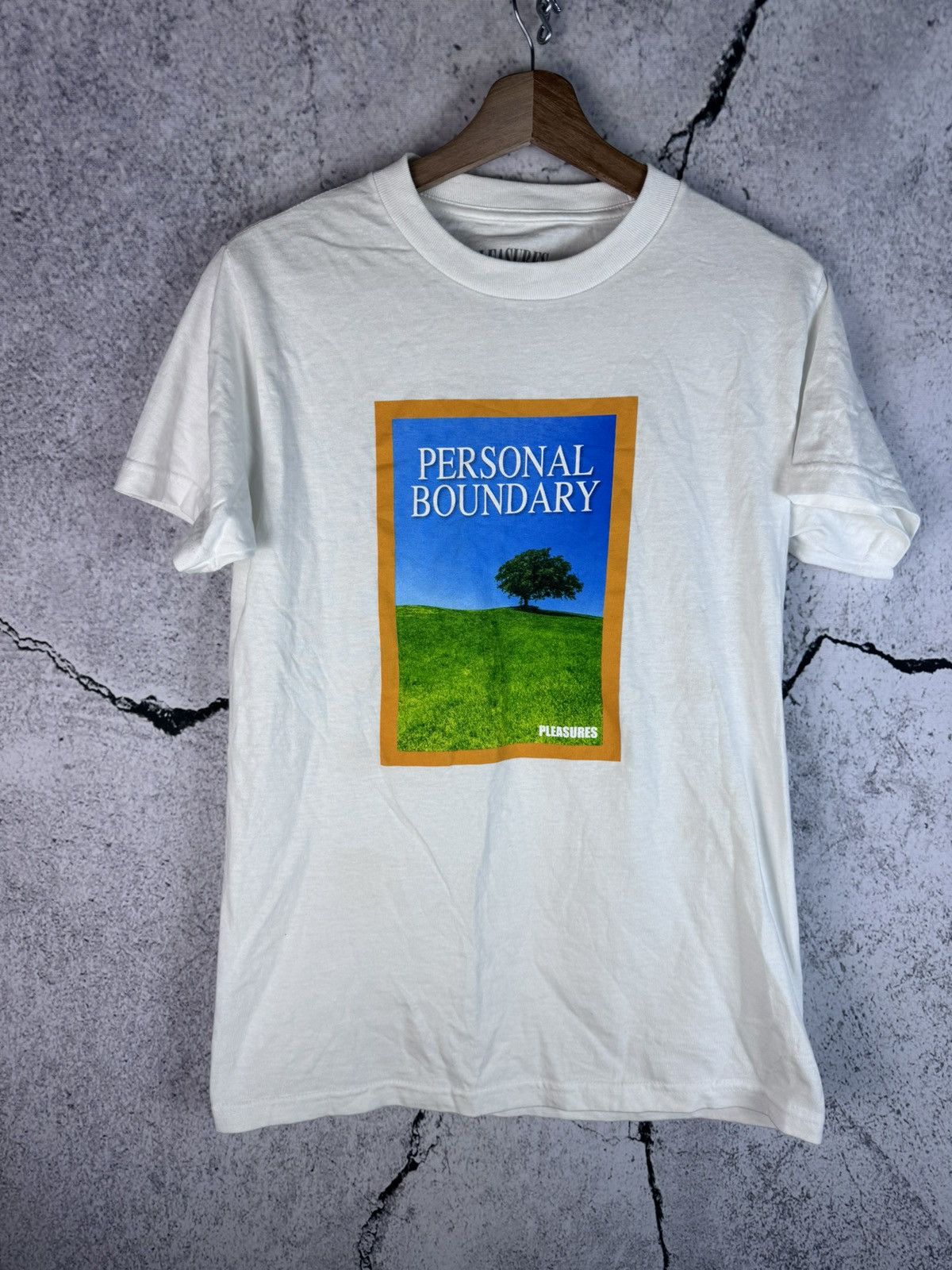 Pleasures PLEASURES GAS MASK HENTAI RARE BOXY T SHIRT Size US S / EU 44-46 / 1 - 1 Thumbnail