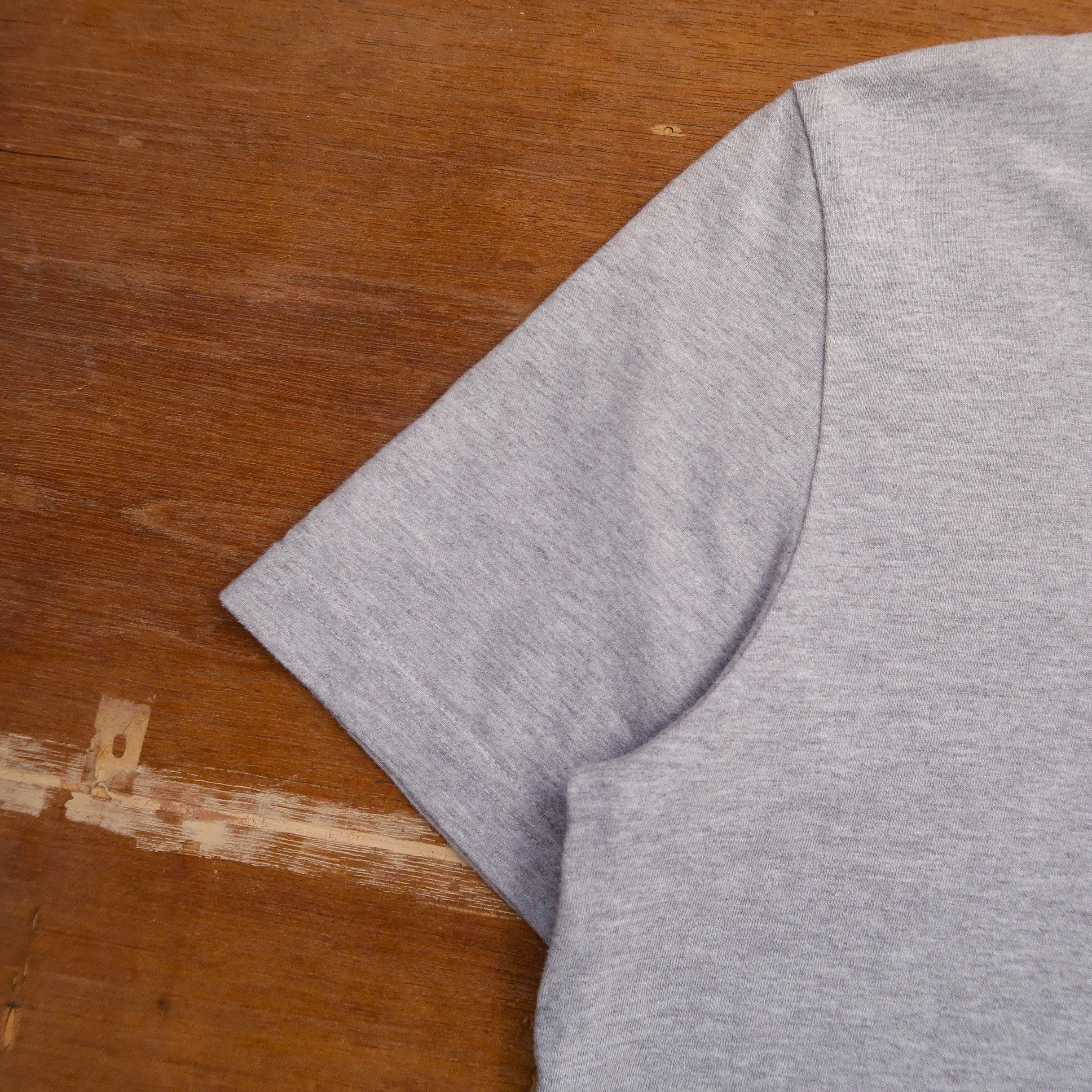 Ne-Net Vintage Ne-net Issey Miyake Cat Pig Art T-Shirt Size US S / EU 44-46 / 1 - 7 Thumbnail