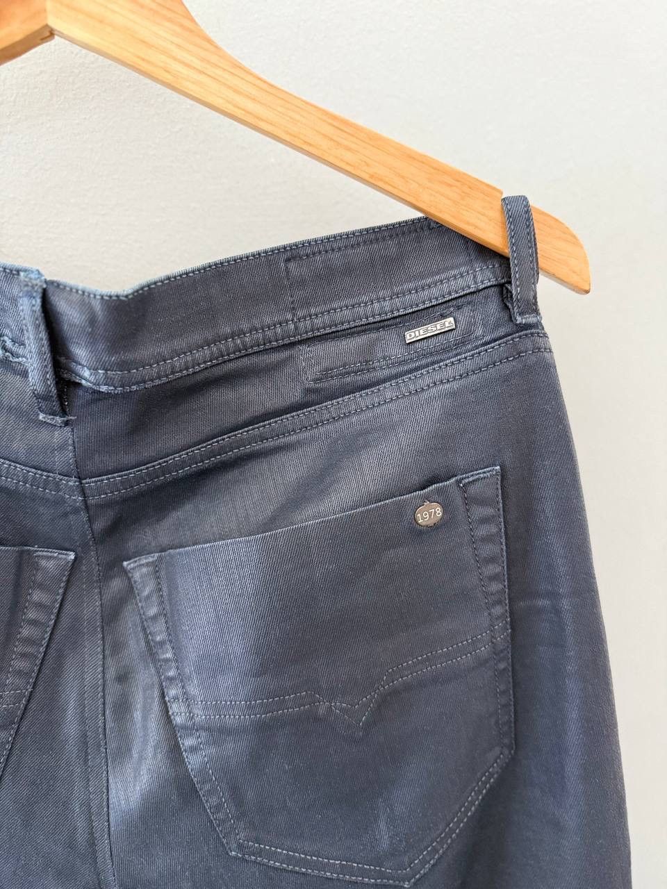 Diesel Vintage Legendary Distressed Archive Diesel Jeans Size US 34 / EU 50 - 11 Thumbnail