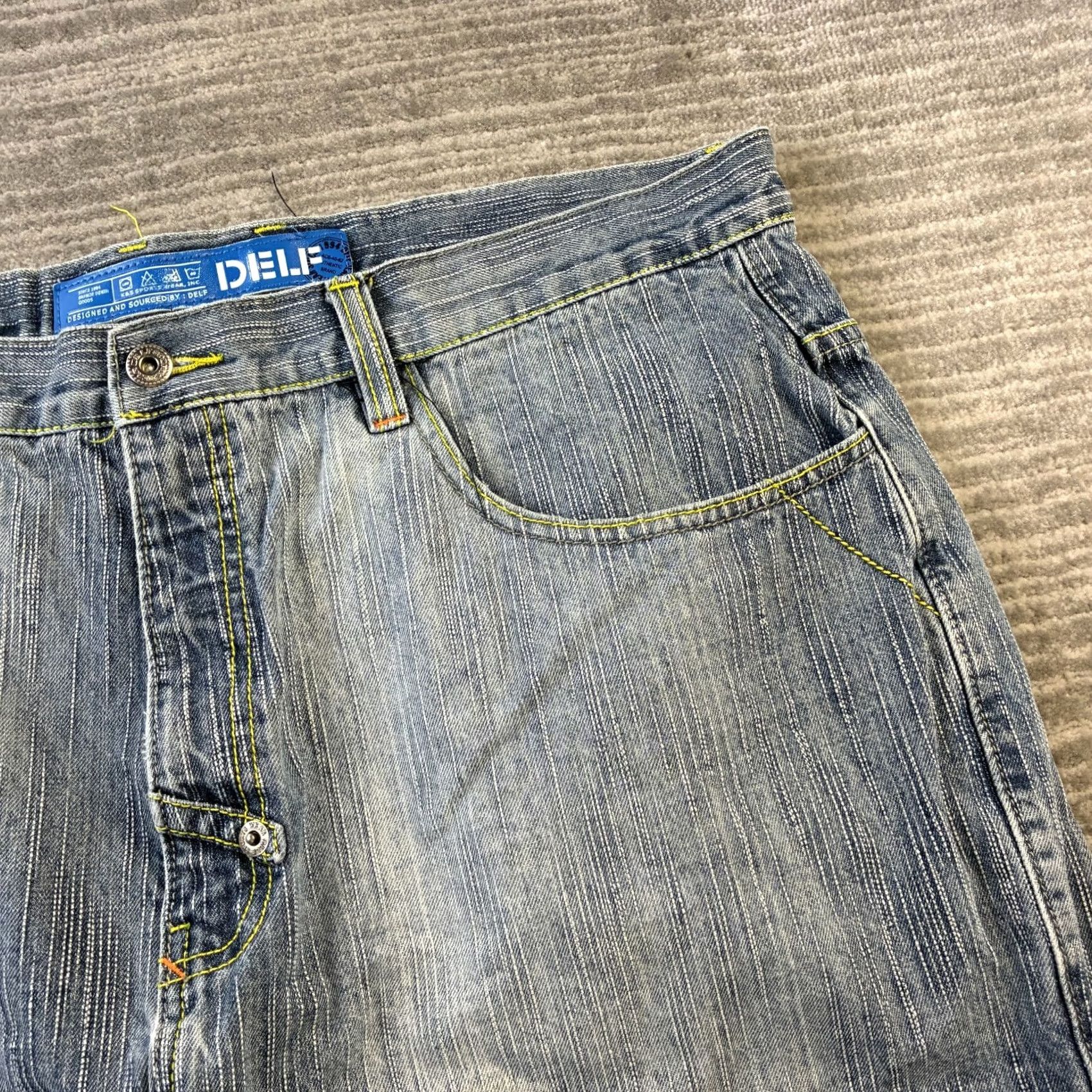 Vintage VINTAGE Delf Jeans Shorts 40 Blue 13" Inseam 5-Pocket Relaxed Bermuda Hip Hop Grunge 90s Mens Denim Baggy Casual Summer Spring Size US 40 / EU 56 - 4 Thumbnail