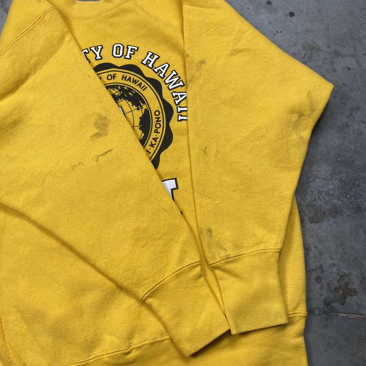Other Grail 80s Hawaii University Crewneck Size US M / EU 48-50 / 2 - 7 Thumbnail