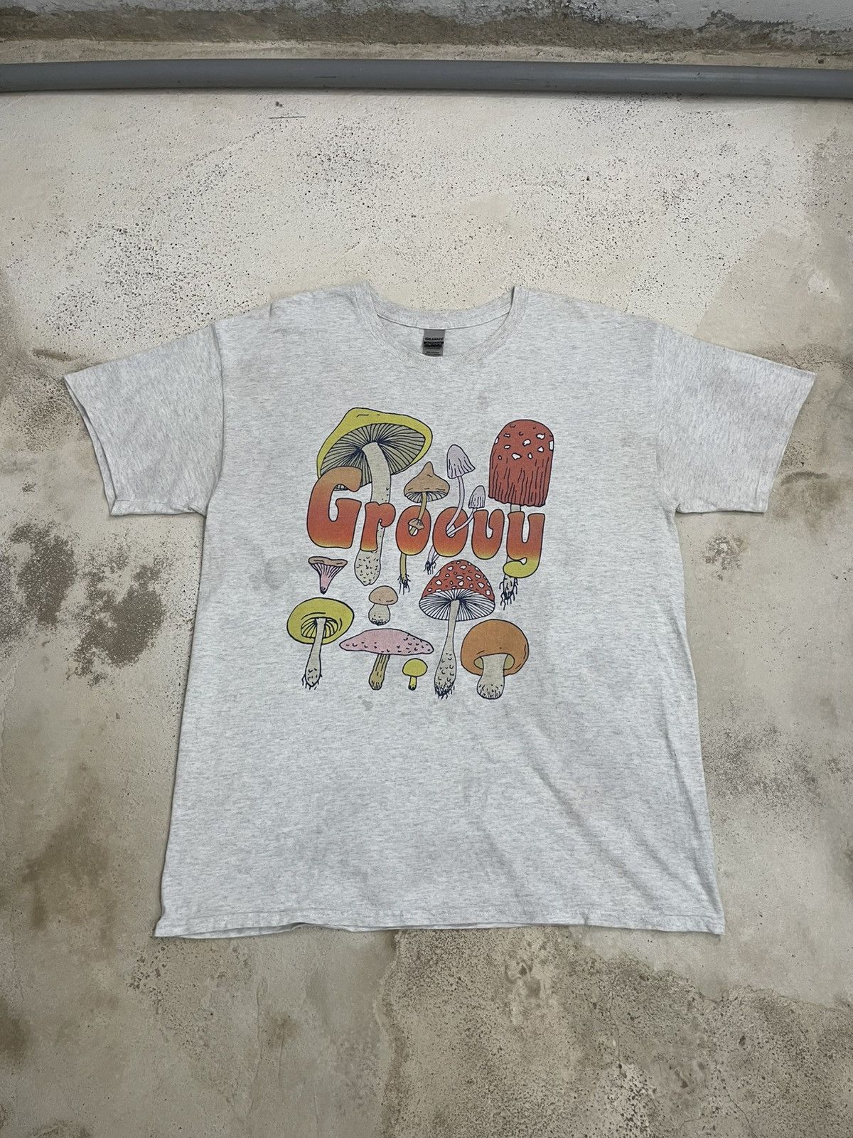 Gildan Groovy Mushroom Motive Art Gildan Printed Marks Washed Tee Size US L / EU 52-54 / 3 - 1 Thumbnail