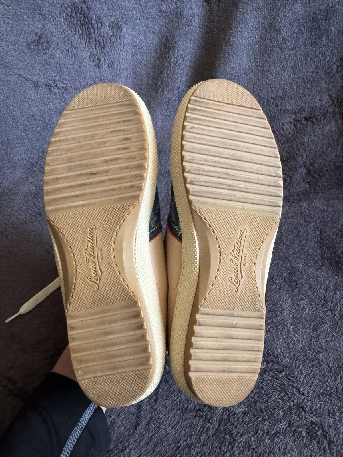 Louis Vuitton Louis Vuitton beige leather blue monogram denim sneakers Size US 5 / IT 35 - 13 Thumbnail