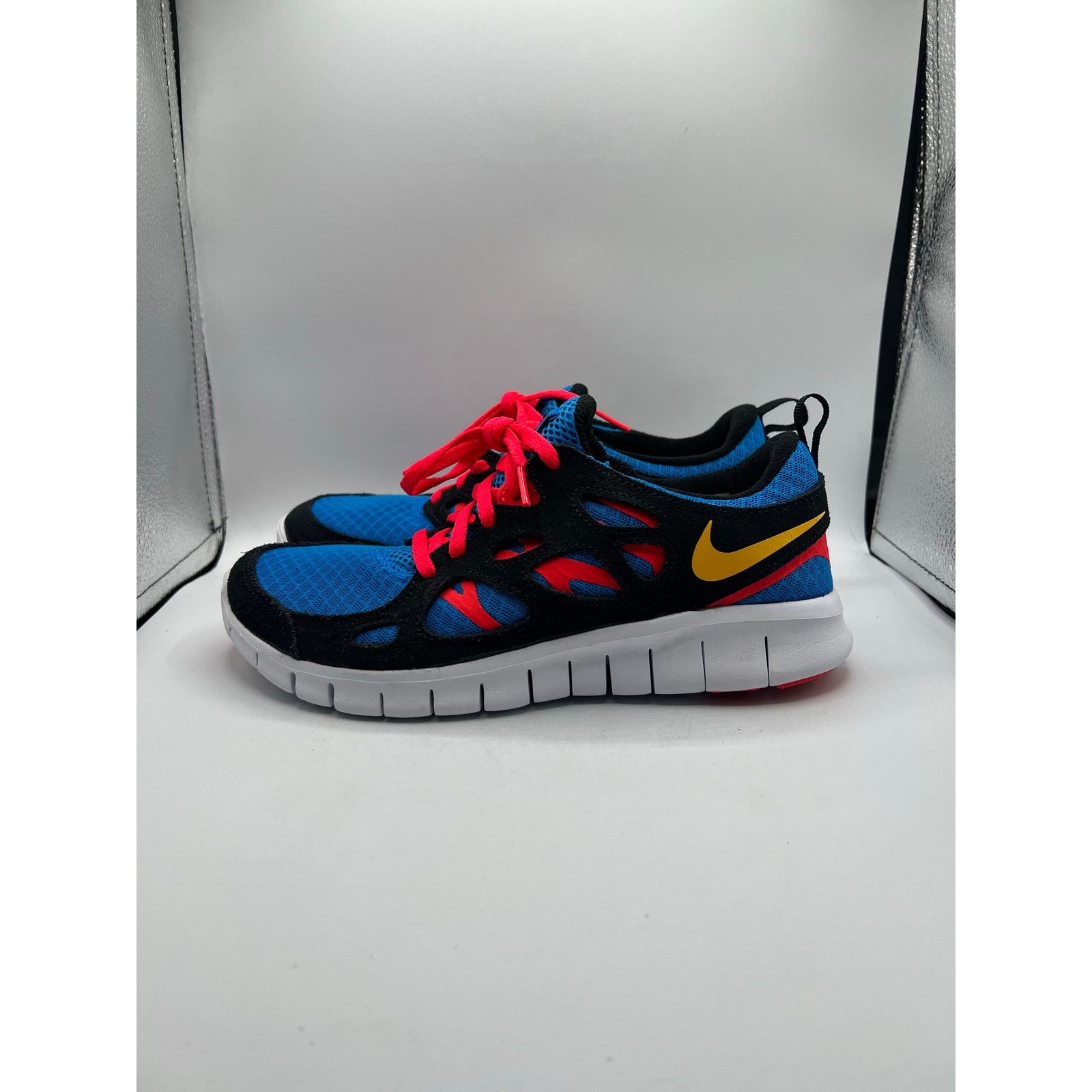 Nike Nike Free RN 2 GS “Black Multi” size 6 Y Size US 6 / IT 36 - 1 Thumbnail