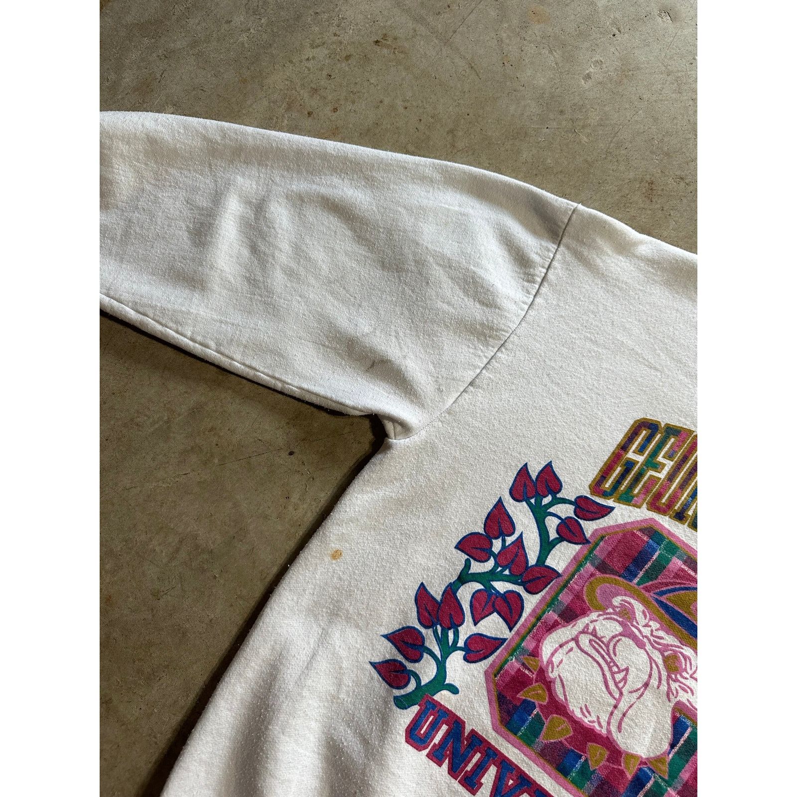 Vintage Vintage Georgetown Hoyas 80s Floral Roses Sweatshirt Medium Size US M / EU 48-50 / 2 - 4 Thumbnail