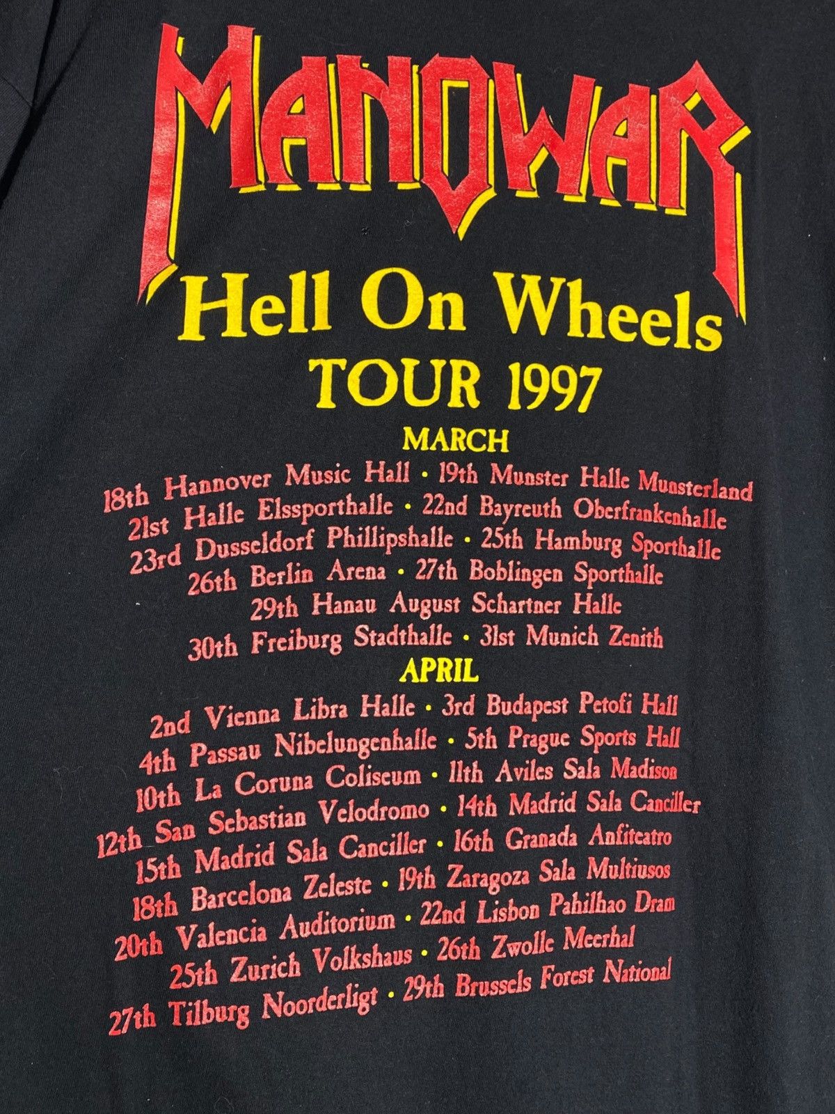 Band Tees Vintage Manowar Hell On Wheels 1997 Tour Graphic T-shirt Size US XL / EU 56 / 4 - 13 Thumbnail