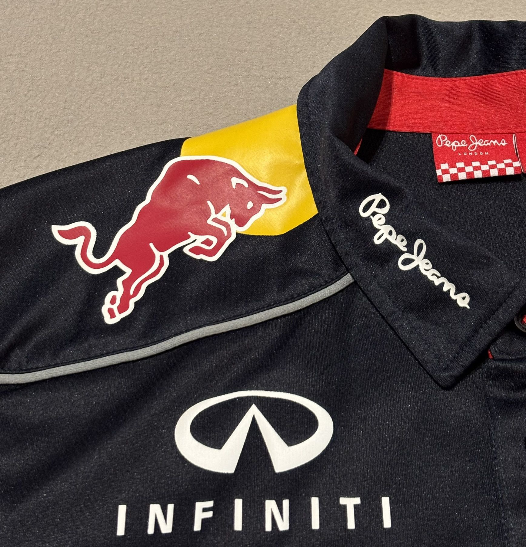 Pepe Jeans Infiniti Red Bull Racing x Pepe Jeans 2014 Polo Shirt Size US XL / EU 56 / 4 - 10 Thumbnail