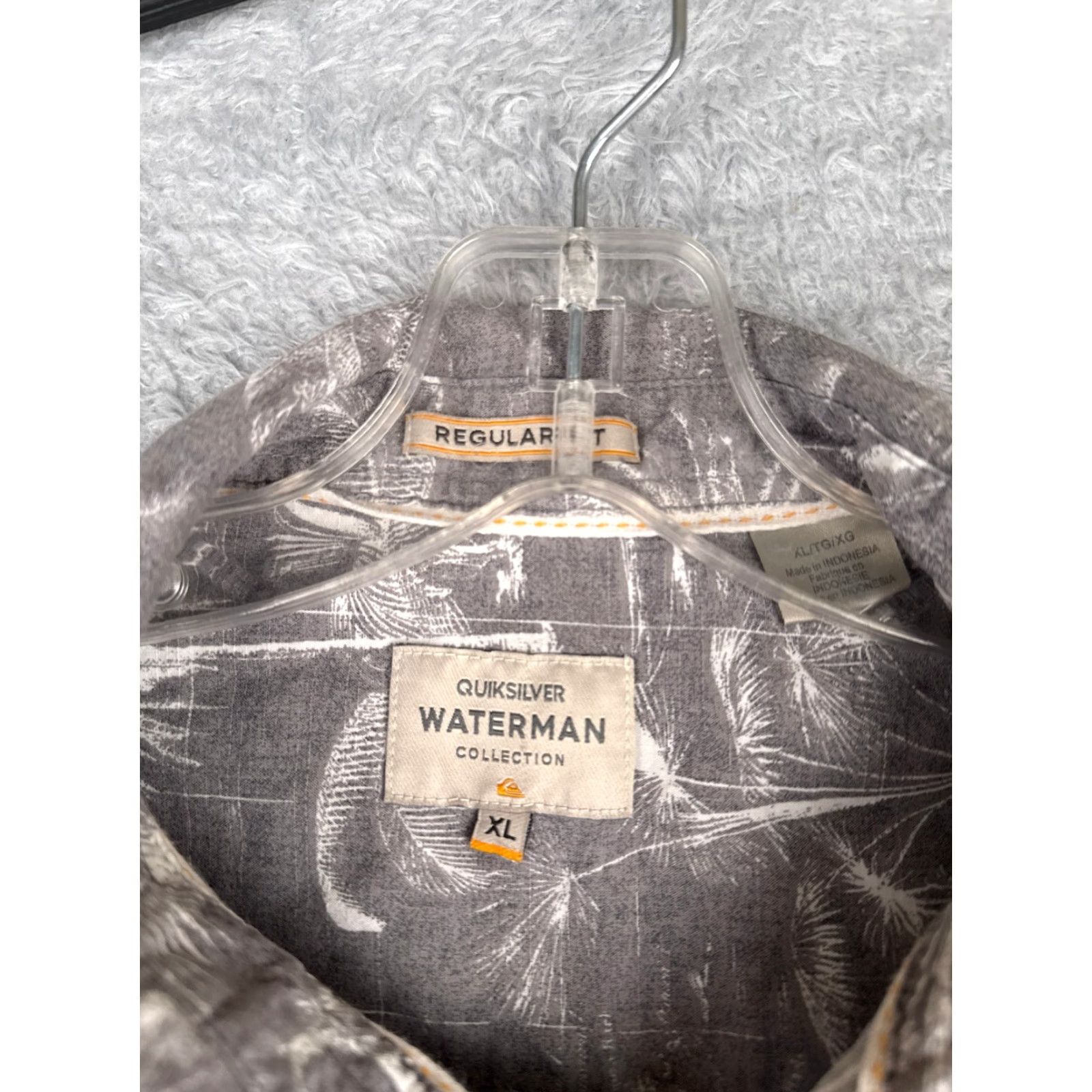 Quiksilver Quiksilver Waterman Shirt Adult XL Gray SLIM Palm Cotton Blend Hawaiian Floral Button-Up Short Sleeve Casual Holiday Resort Beach Mens Size US XL / EU 56 / 4 - 7 Thumbnail