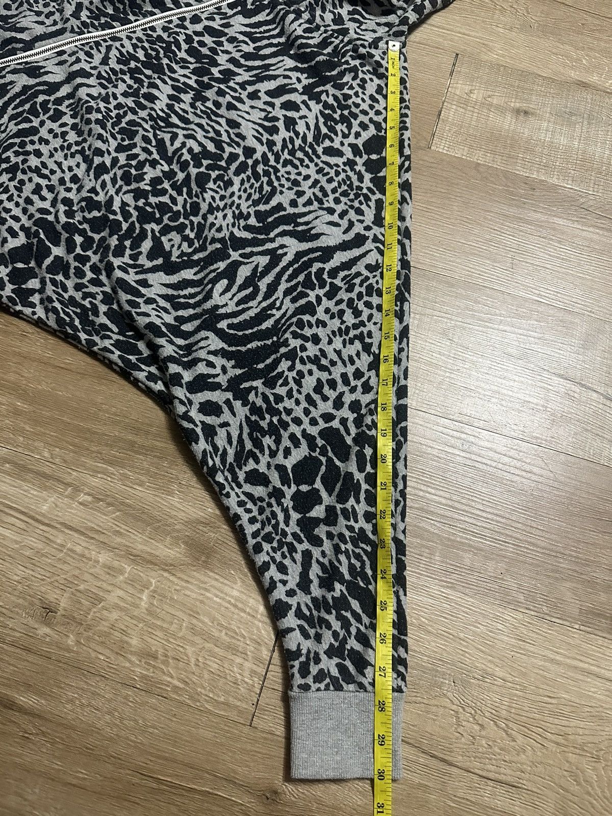 If Six Was Nine × Joyrich GRAIL ‼️ Joyrich Los Angeles Batwing Zebra Hoodie Size US S / EU 44-46 / 1 - 13 Thumbnail