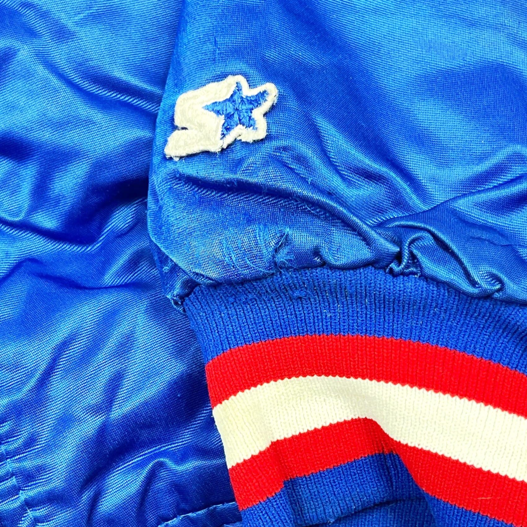 Starter VTG PEPSI “GOTTA HAVE IT” PROMO STARTER BOMBer JACKET MENS LARGE Satin Navy/Blue Nylon 80s 90s Vintage Baseball Starter Men Jacket Size US L / EU 52-54 / 3 - 6 Thumbnail