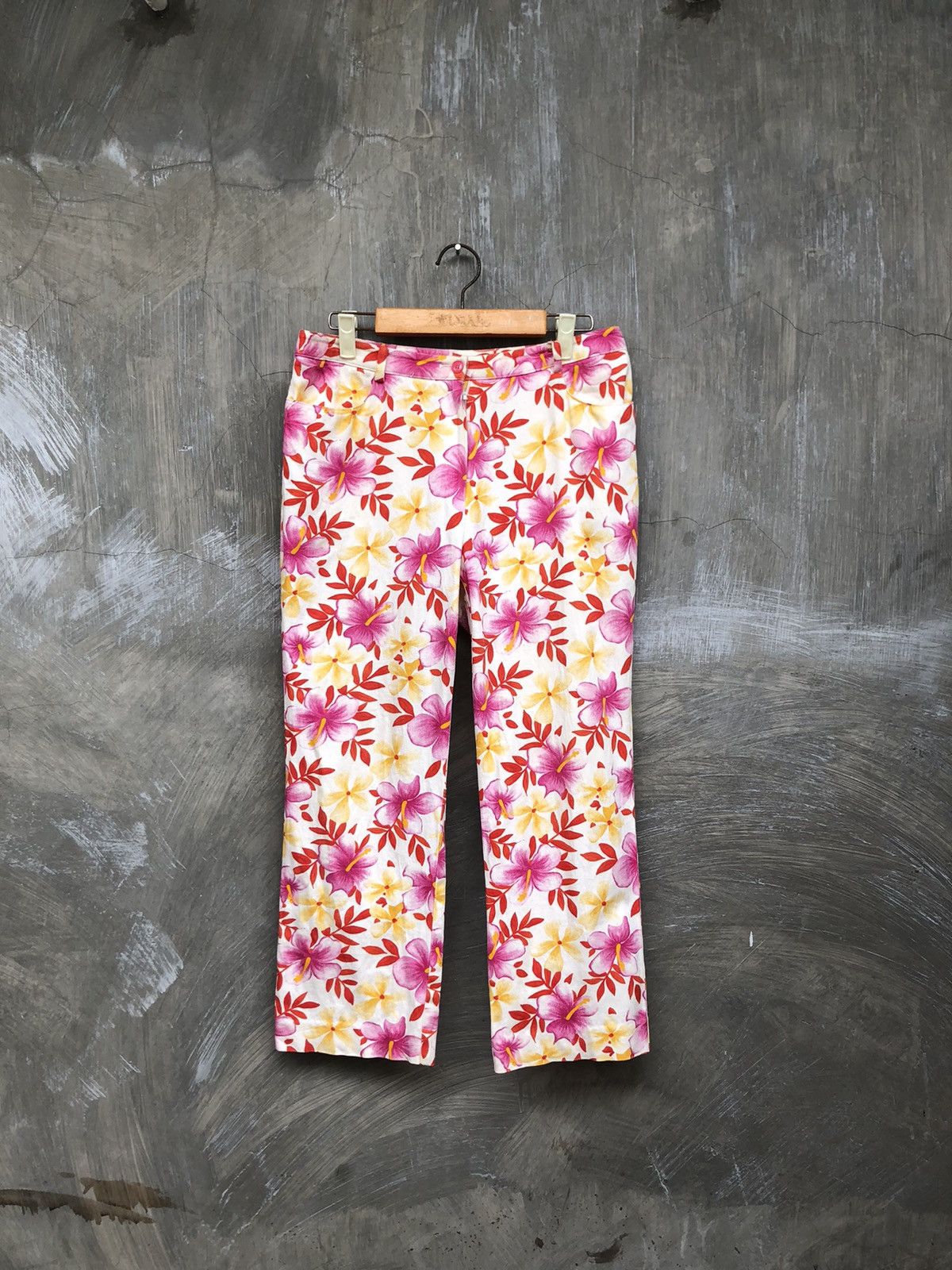Japanese Brand × Vintage Vintage Elle Sport Flower Pattern Pants Size 30" / US 8 / IT 44 - 1 Thumbnail