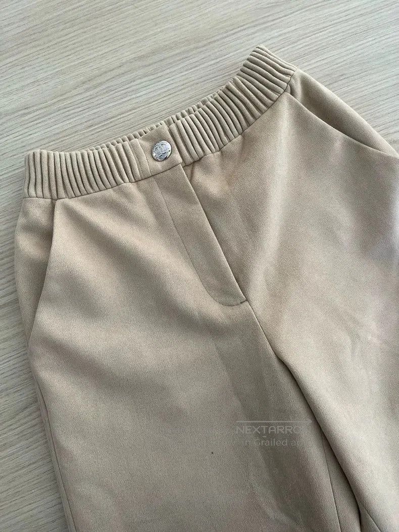 Chanel Chanel 2024 Coco Neige Suede Pants. Size US 34 / EU 50 - 4 Thumbnail