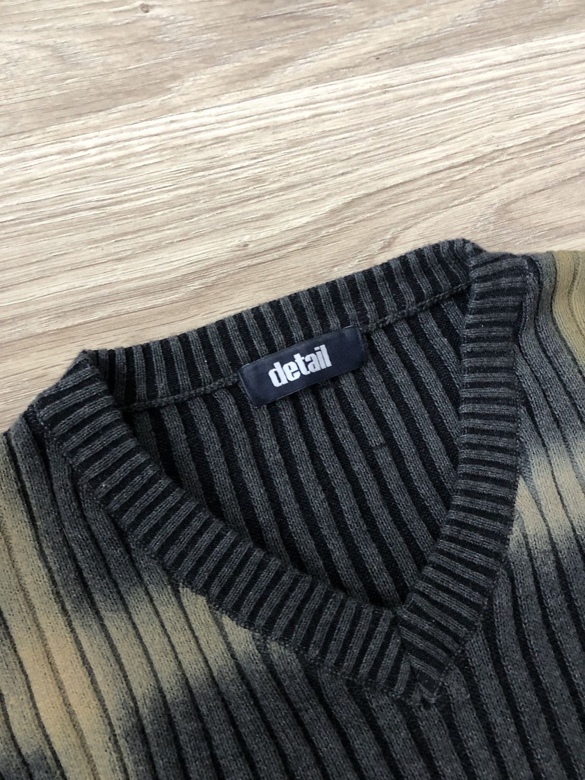 Japanese Brand × Vintage Vintage Y2K Japanese Style Striped Printed Sweater Size US M / EU 48-50 / 2 - 5 Thumbnail