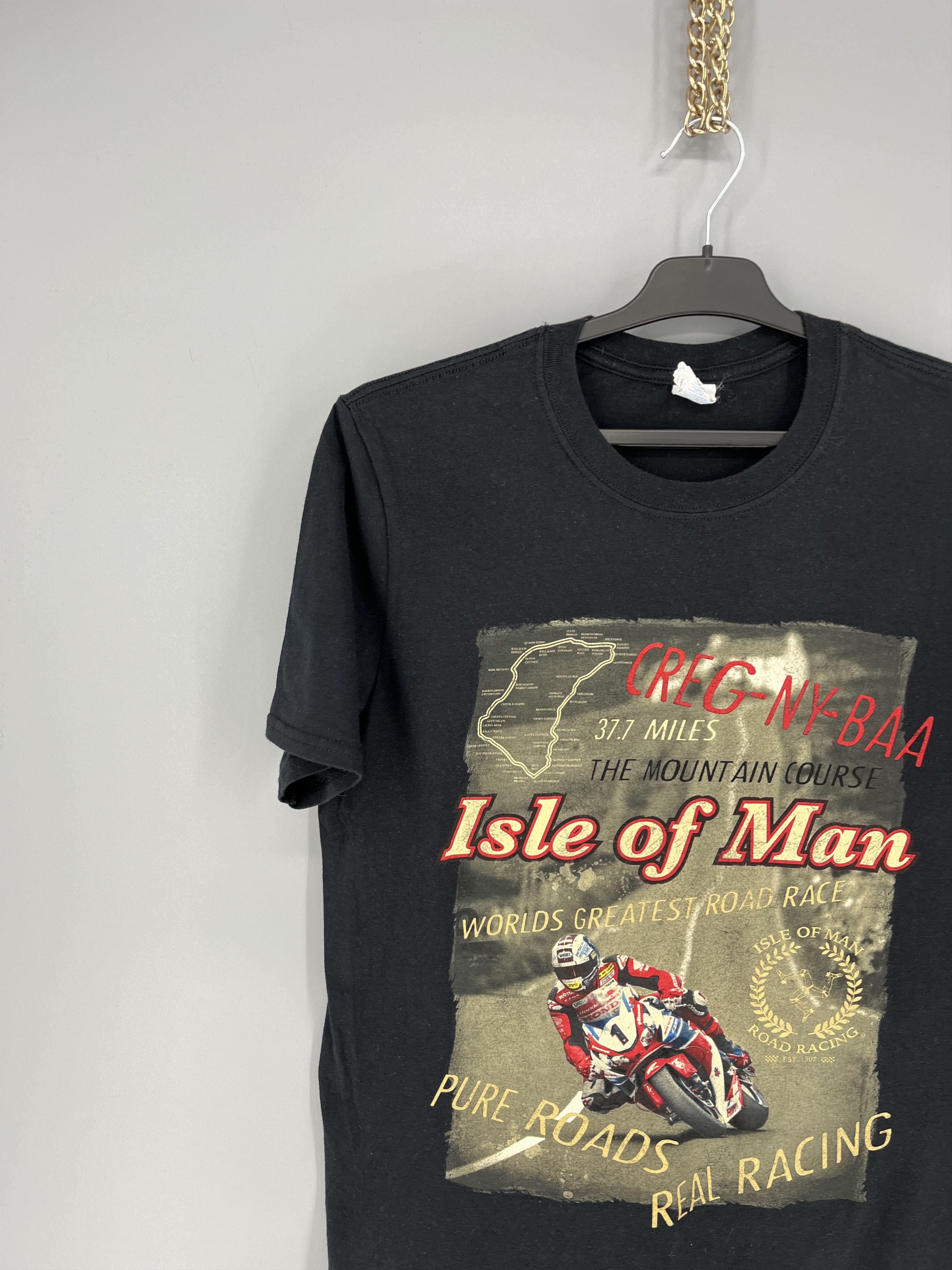 Vintage Vintage Y2K Isle of Man TT Moto Racing Tee Racer Honda Moto Size US M / EU 48-50 / 2 - 4 Thumbnail