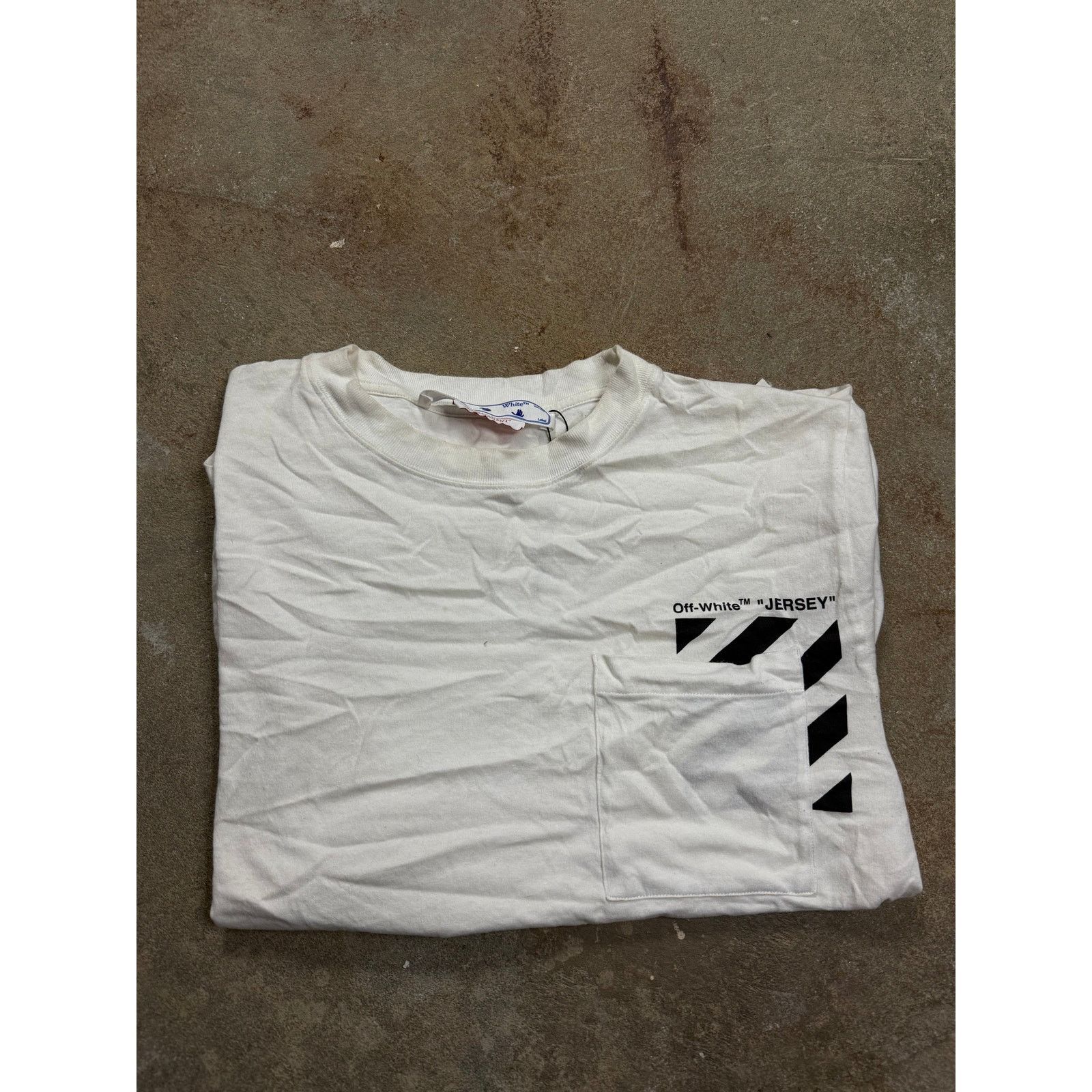 Off-White Off White Tee Jersey Used Medium Size US M / EU 48-50 / 2 - 1 Thumbnail