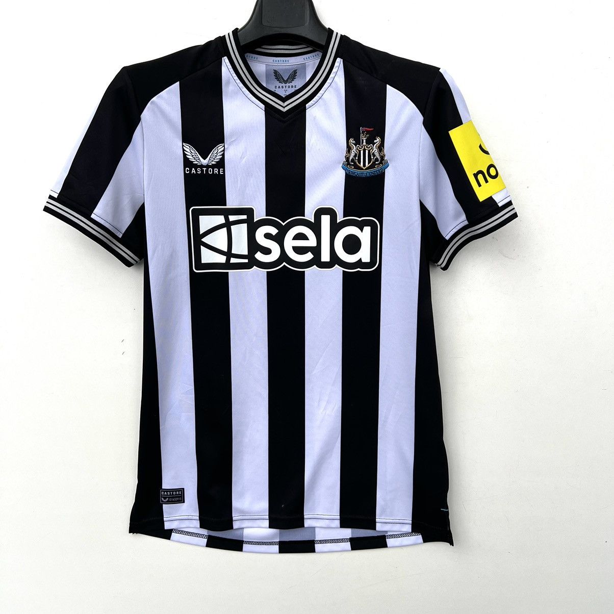 Castore Castore Newcastle United Jersey Football Shirt 2023/2024 Size US S / EU 44-46 / 1 - 1 Thumbnail