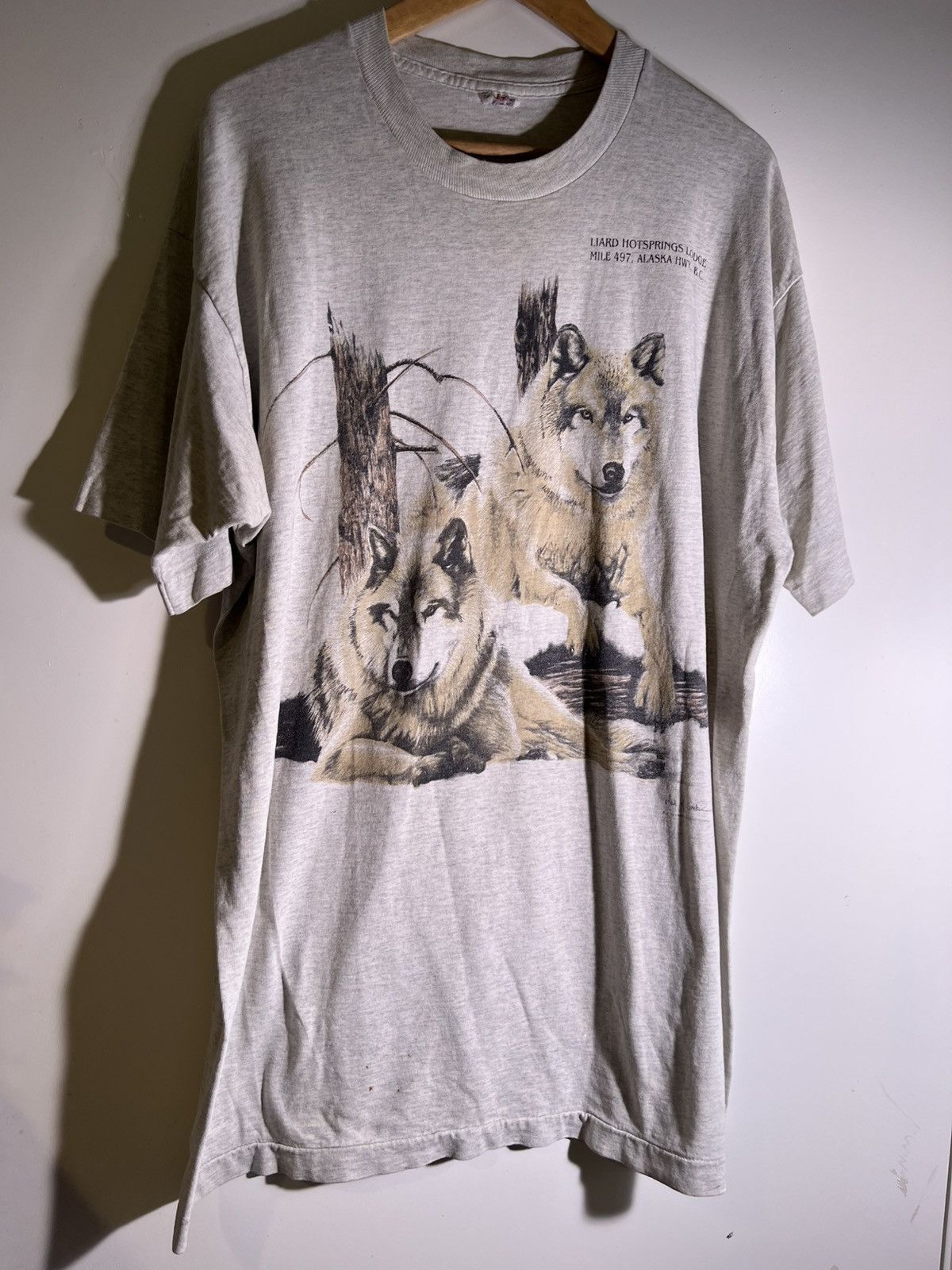 Vintage 90’s 2000’s Y2K VTG Vintage Wolves Wolf Alaska Retro T Shirt Size US XL / EU 56 / 4 - 1 Thumbnail