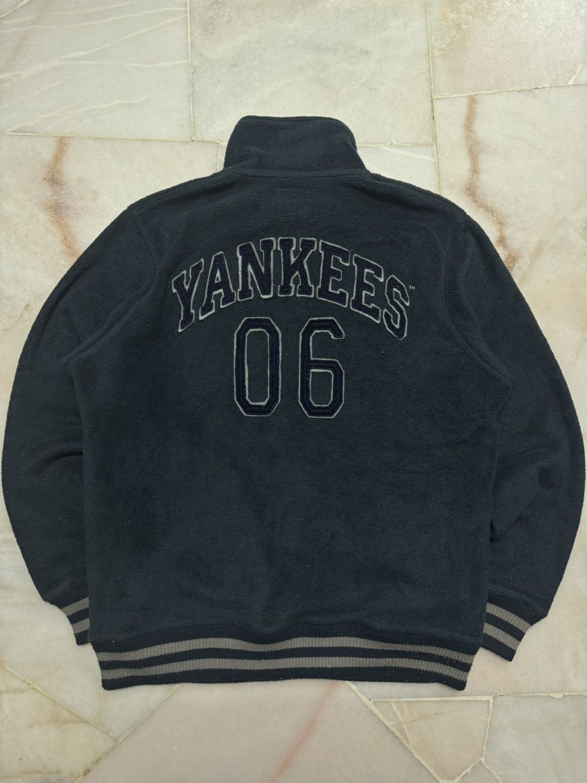 New York Yankees 💥90s STYLE💥VINTAGE 2007s MLB X UNIQLO HALFZIPPER SWEATER Size US L / EU 52-54 / 3 - 17 Thumbnail