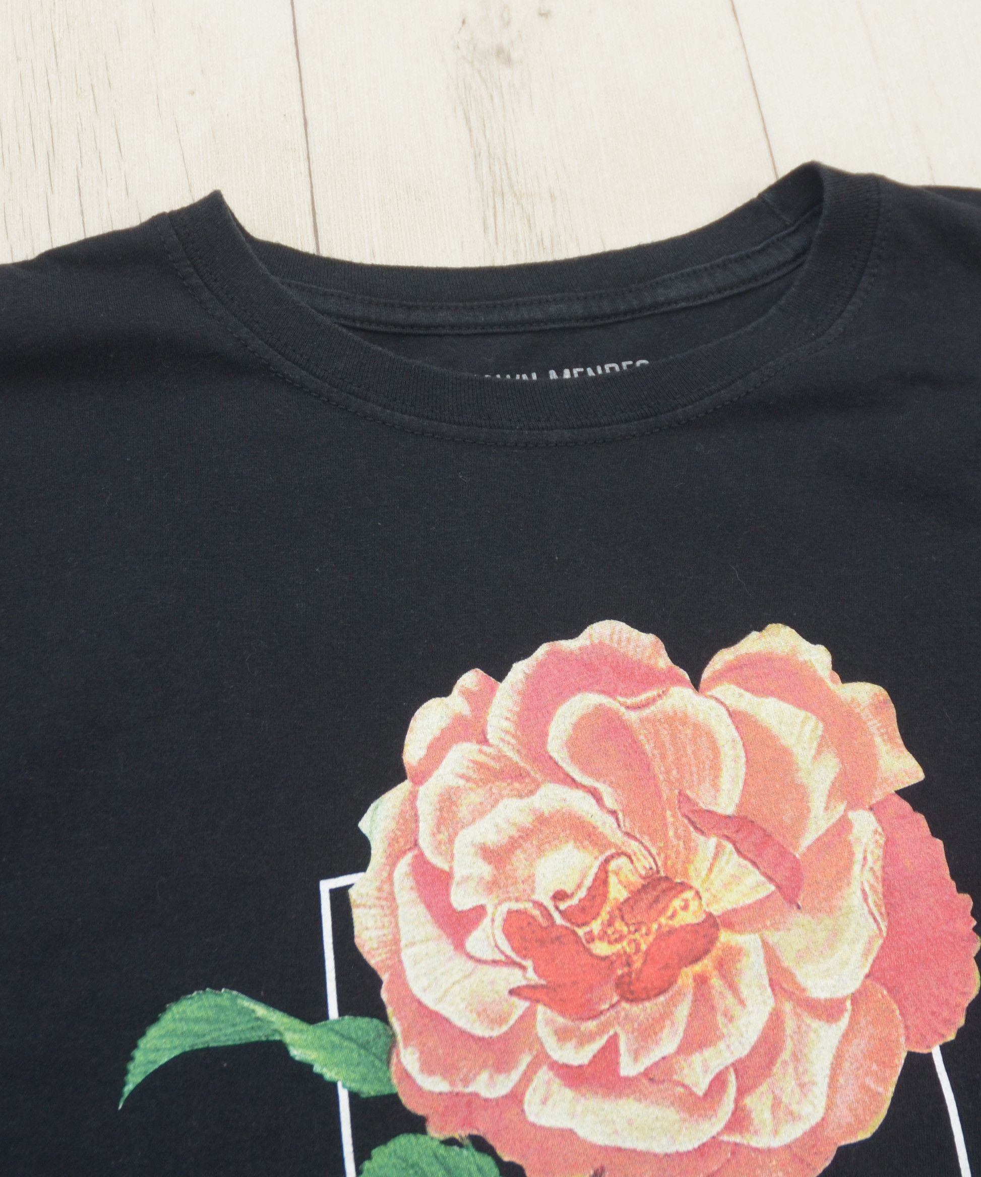 Band Tees Shawn Mendes 2019 tour band t shirt Pop Folk Unisex Size US L / EU 52-54 / 3 - 6 Thumbnail