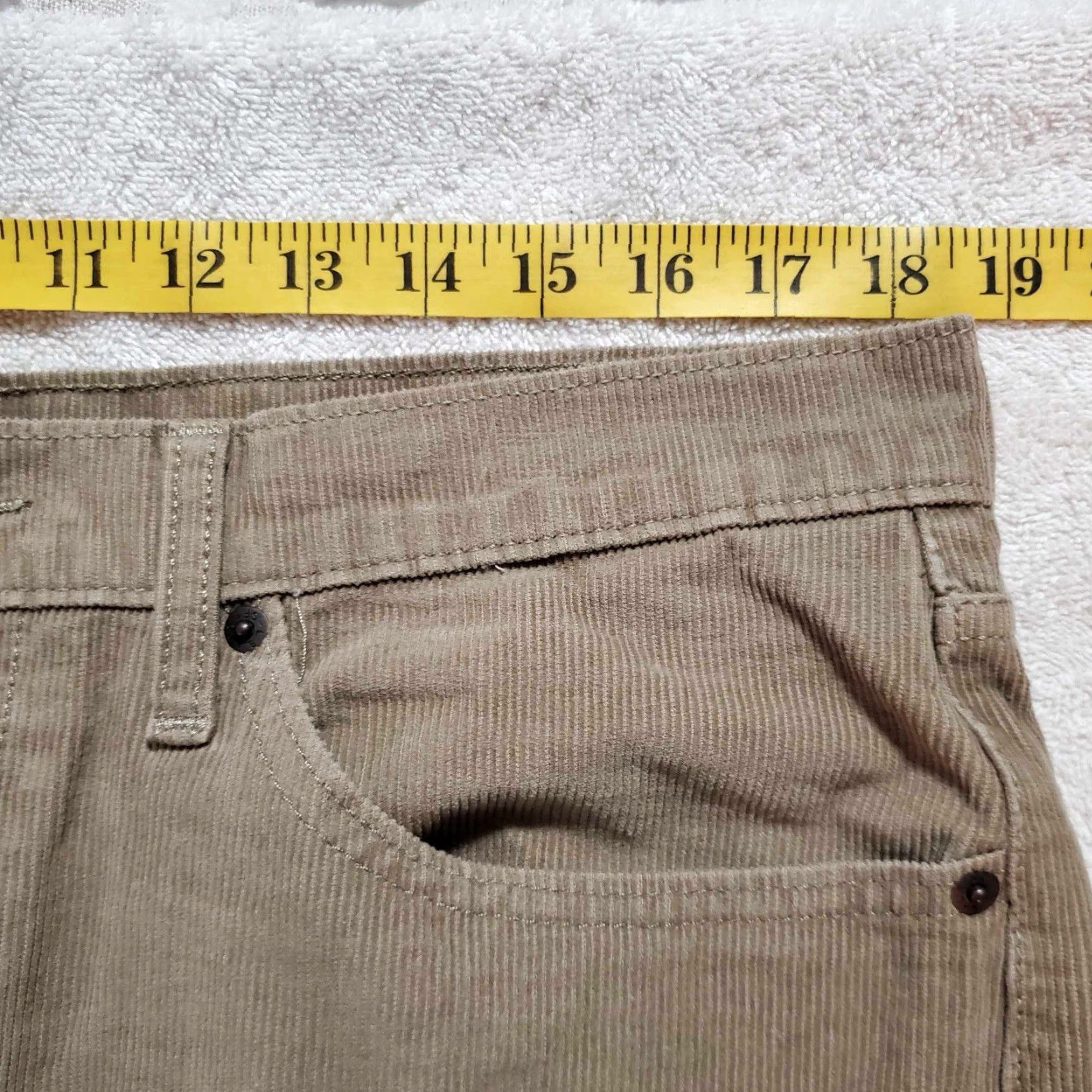 Levi's VINTAGE Levi's 515 Corduroy Pants 36 X 29 Beige White Tab Tag Dress Pants Men Size US 36 / EU 52 - 5 Thumbnail