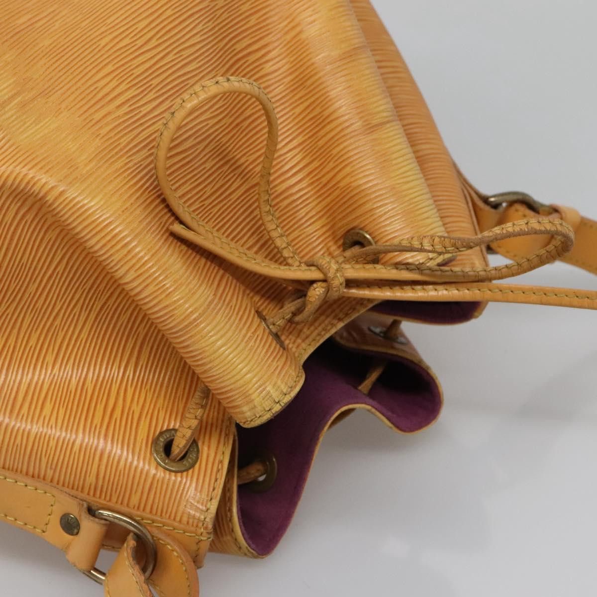 Louis Vuitton LOUIS VUITTON Epi Petit Noe Shoulder Bag Yellow M44109 Size ONE SIZE - 6 Thumbnail