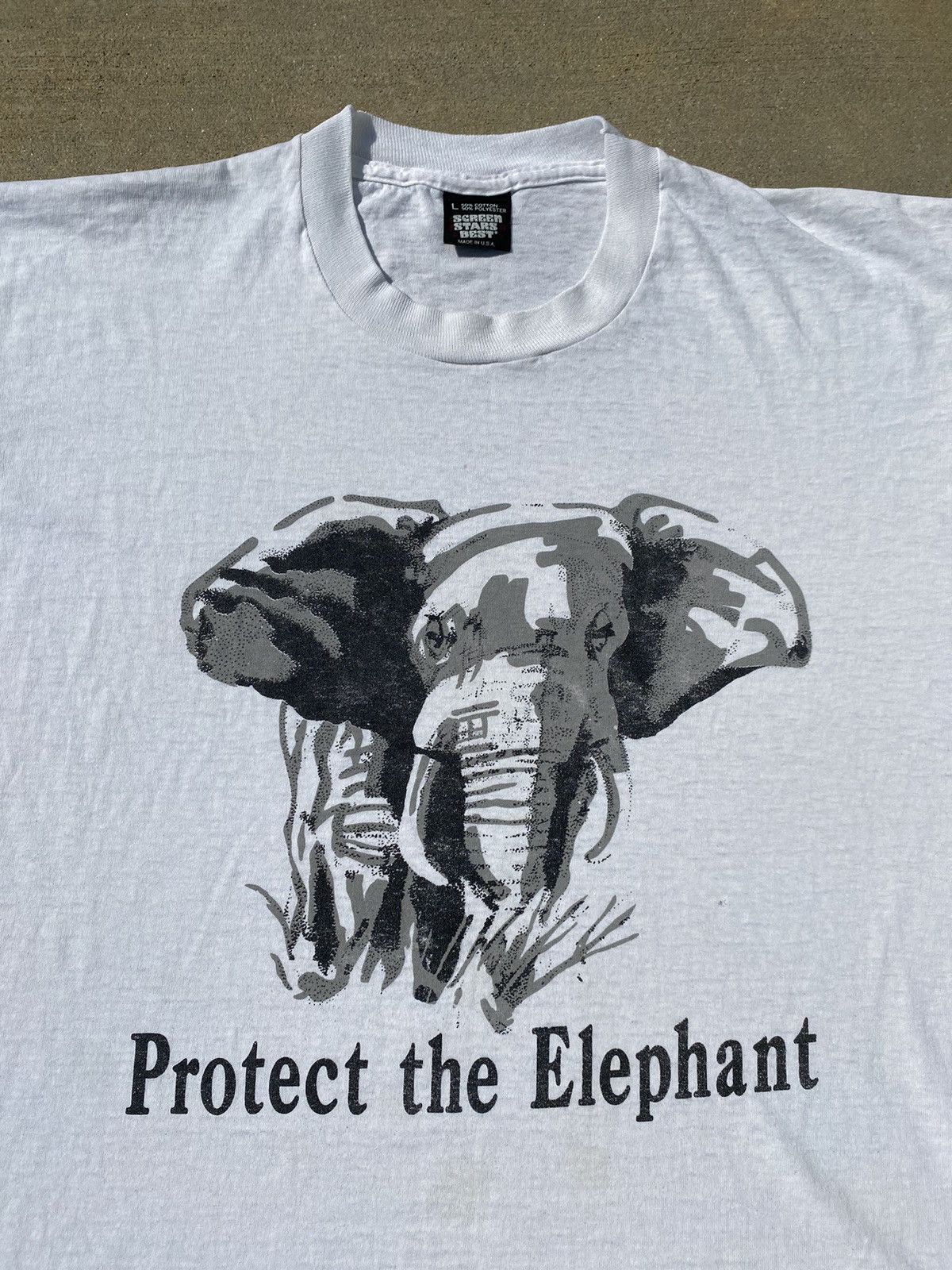 Vintage VINTAGE ‘Protect The Elephant’ Tee Size US M / EU 48-50 / 2 - 2 Thumbnail