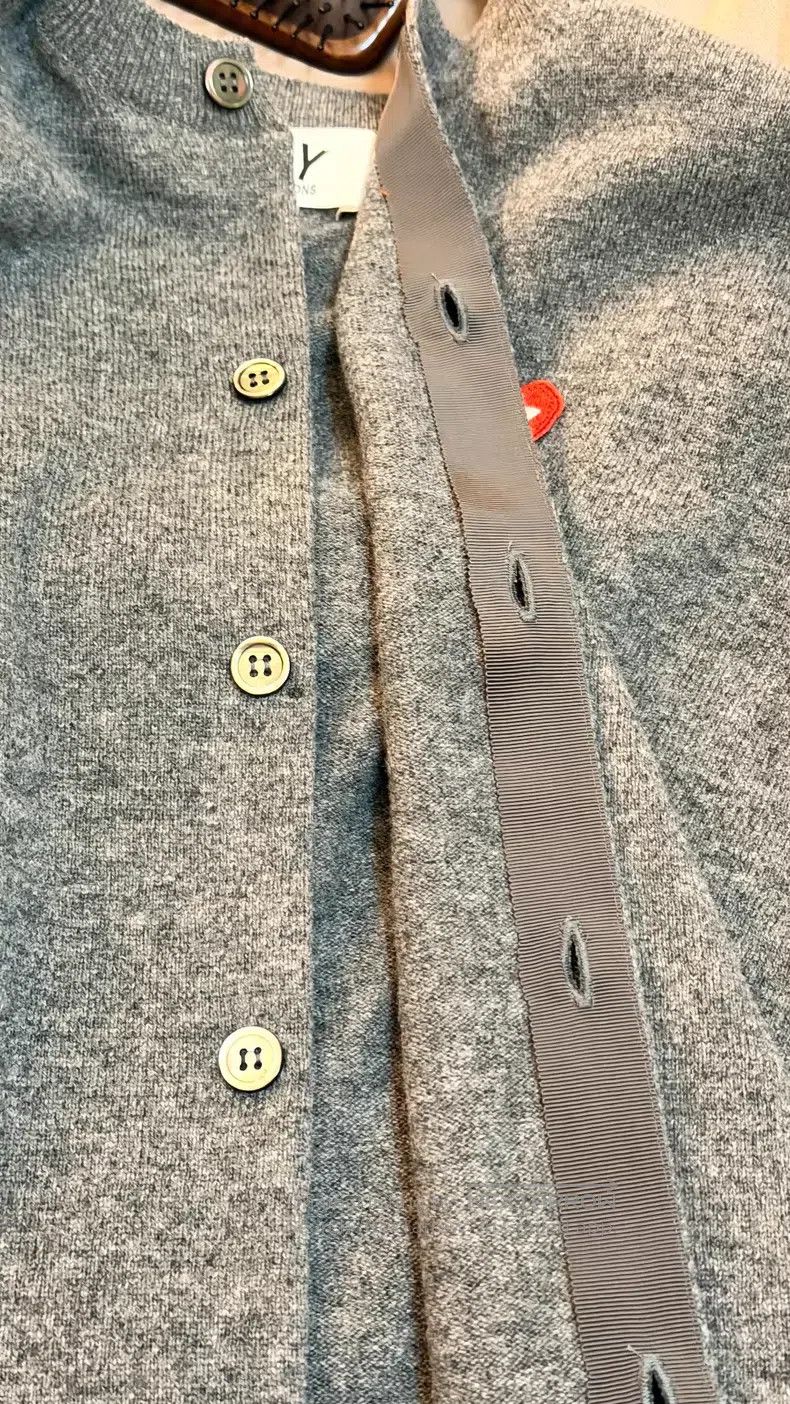 Comme des Garcons Comme Des Garcons Classic red heart grey wool cardigan Size S / US 4 / IT 40 - 6 Thumbnail