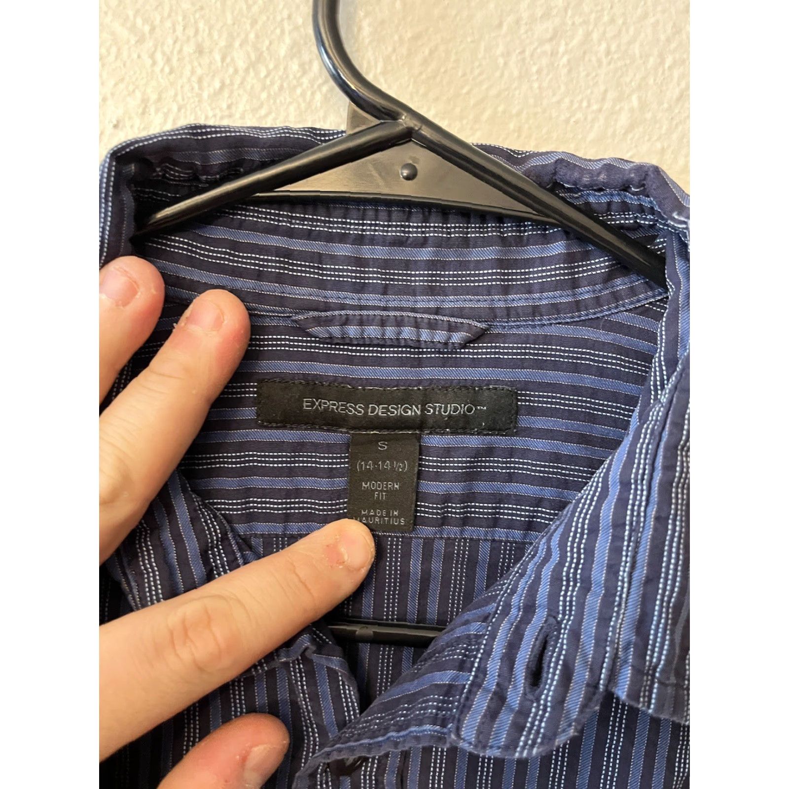 Express VINTAGE EXPRESS Dress Shirt Blue Striped 100% Cotton Regular Fit Sz Small Mens Vintage Modern Shirt Size 36R - 2 Thumbnail