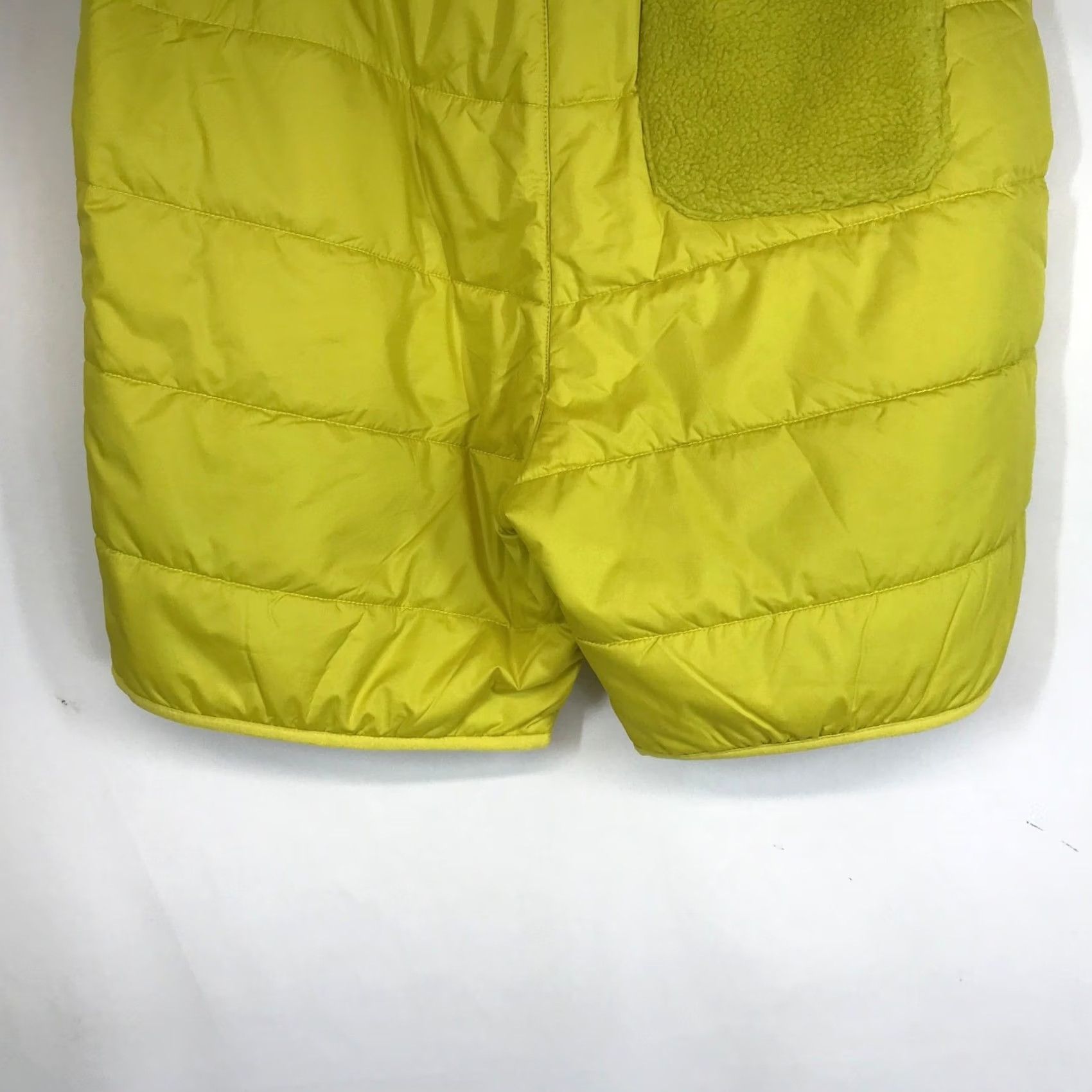 Ugg UGG Puffer Shorts Bermuda Women's XL Yellow Quilted Insulated Casual Outdoor Winter Size 40" / US 18 - 6 Thumbnail
