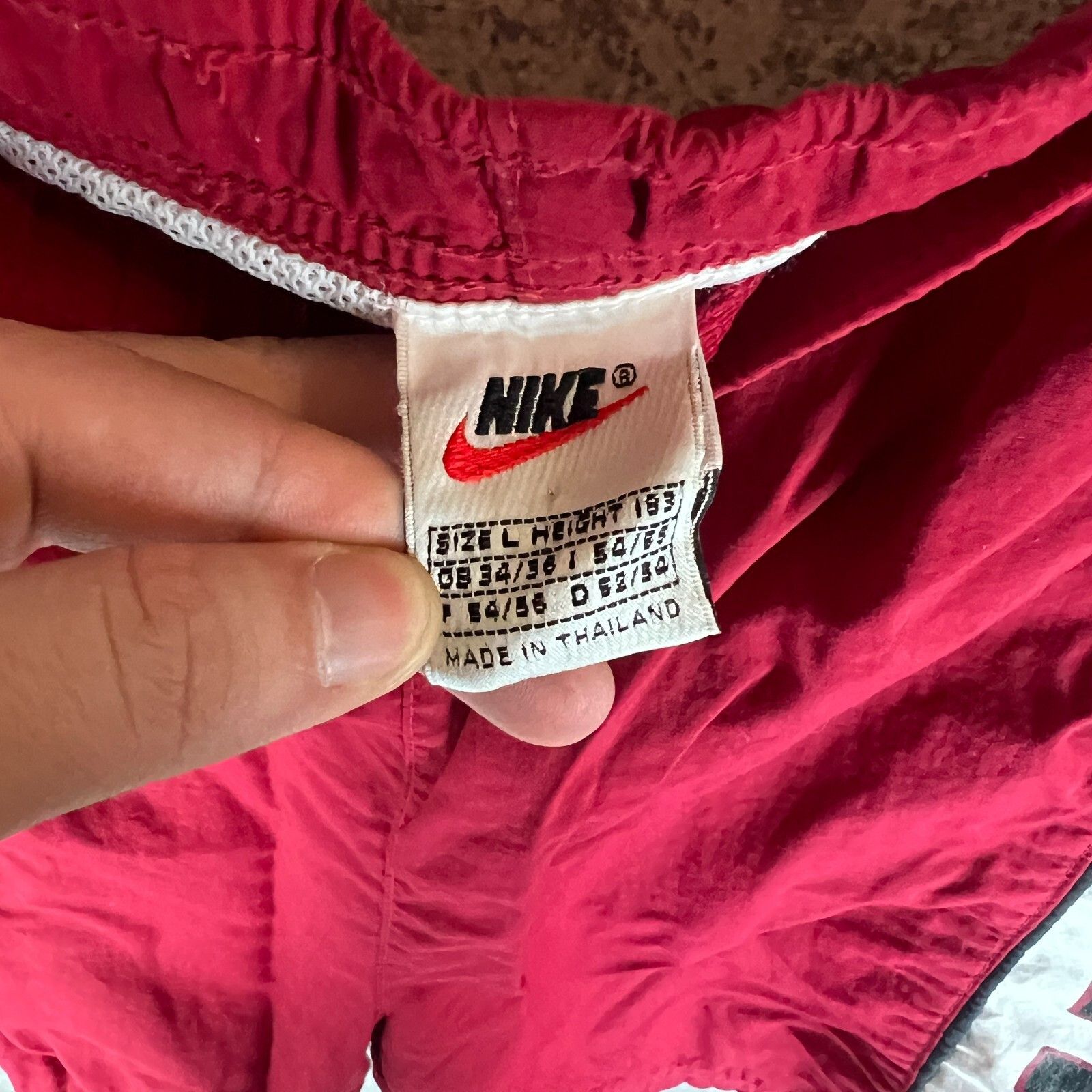 Nike Nike Vintage Shorts Men's Size L Red ` Size US 34 / EU 50 - 6 Thumbnail