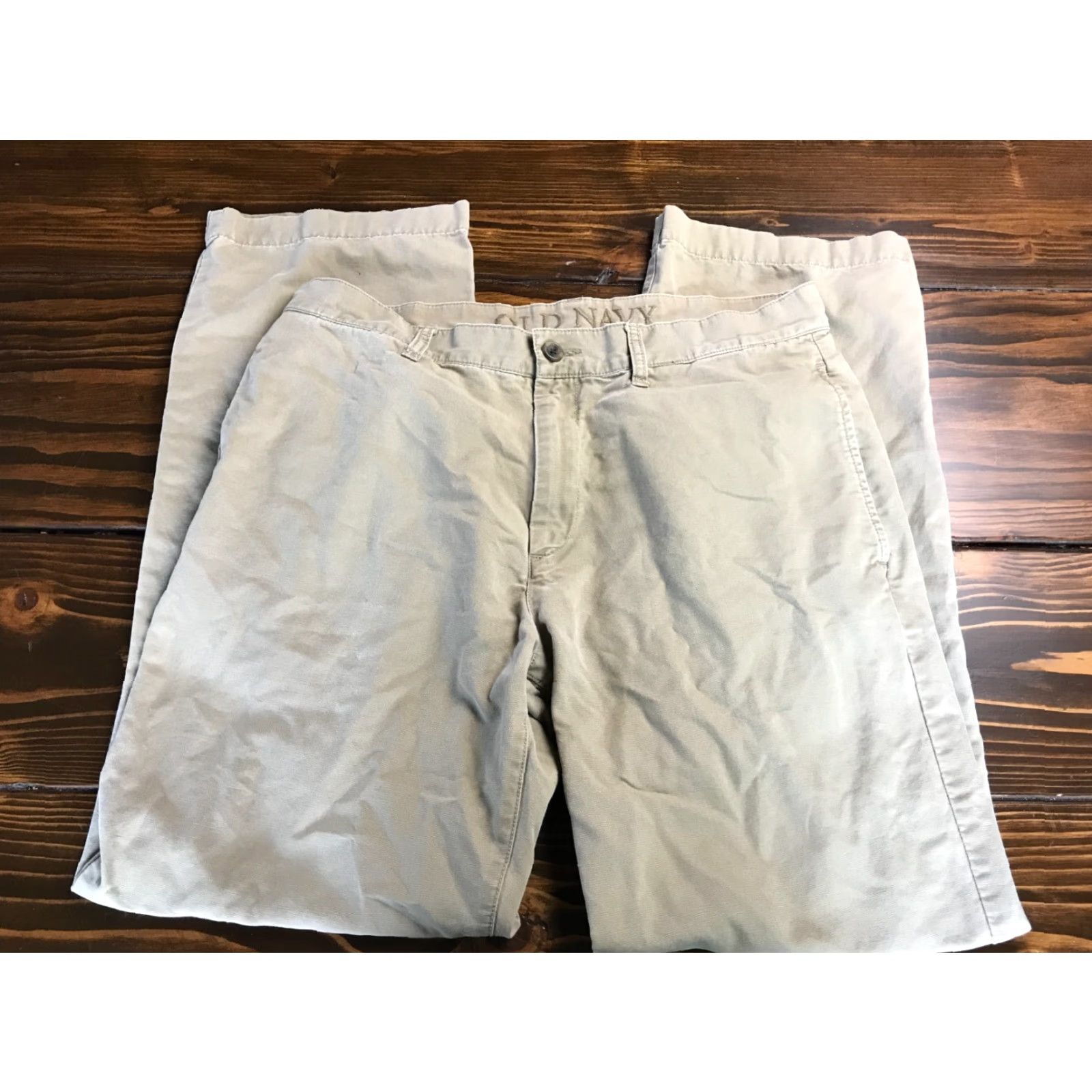 Old Navy Old Navy Pants Mens Size 33x32 Khaki Straight Leg Cotton Chino Pants Size US 33 - 2 Thumbnail