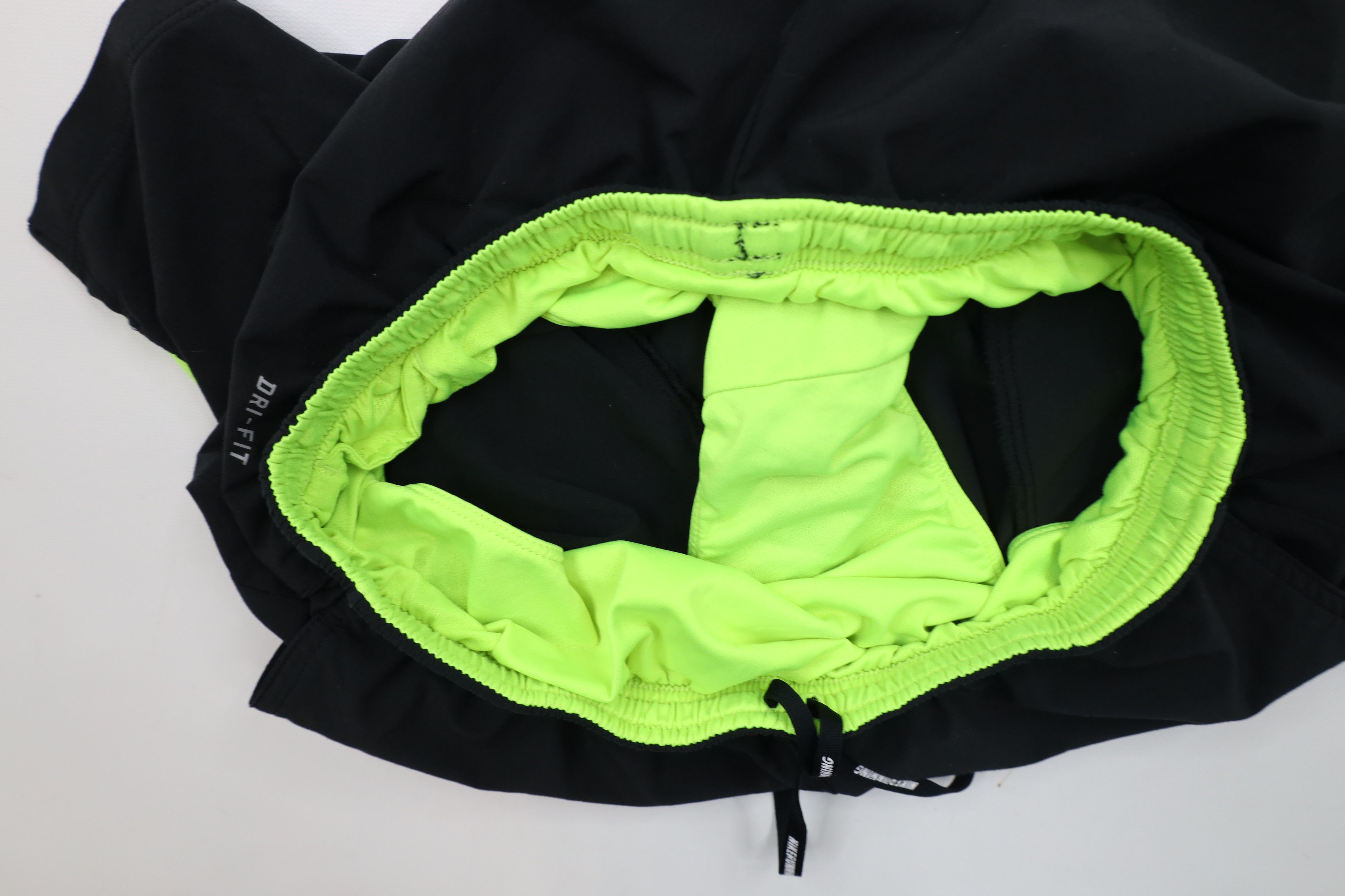Nike × Vintage Vintage Y2K Nike Swoosh Reflective Lined Above Knee Shorts Size US 34 / EU 50 - 9 Thumbnail